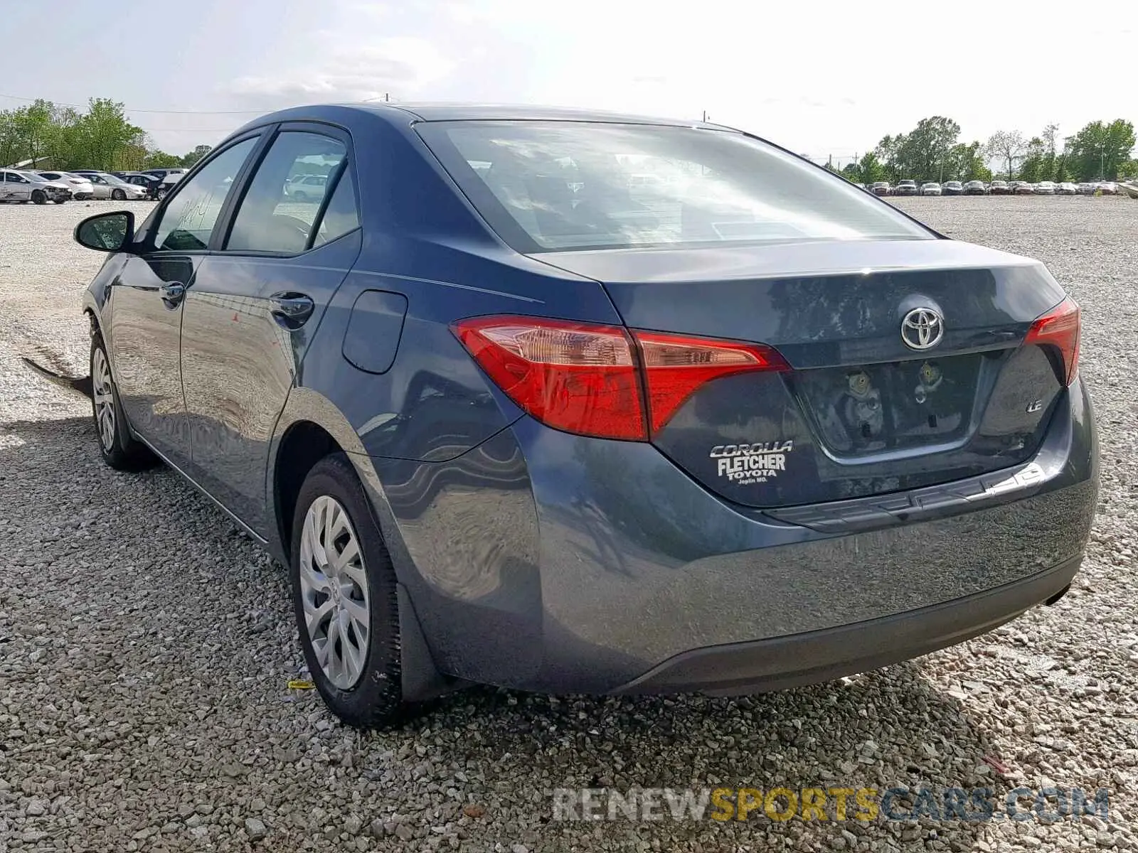 3 fotografías del automóvil dañado 2T1BURHE2KC154610 TOYOTA COROLLA 2019