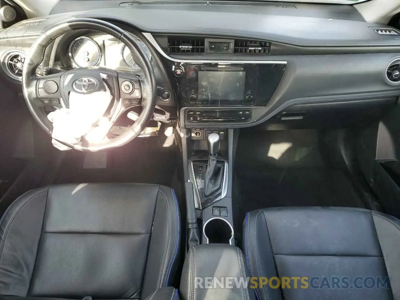 8 fotografías del automóvil dañado 2T1BURHE2KC169138 TOYOTA COROLLA 2019