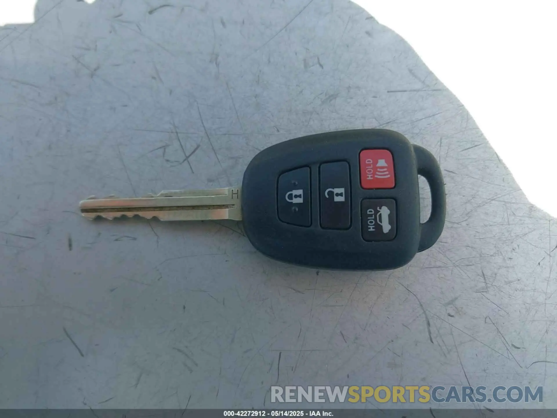 11 fotografías del automóvil dañado 2T1BURHE2KC171309 TOYOTA COROLLA 2019