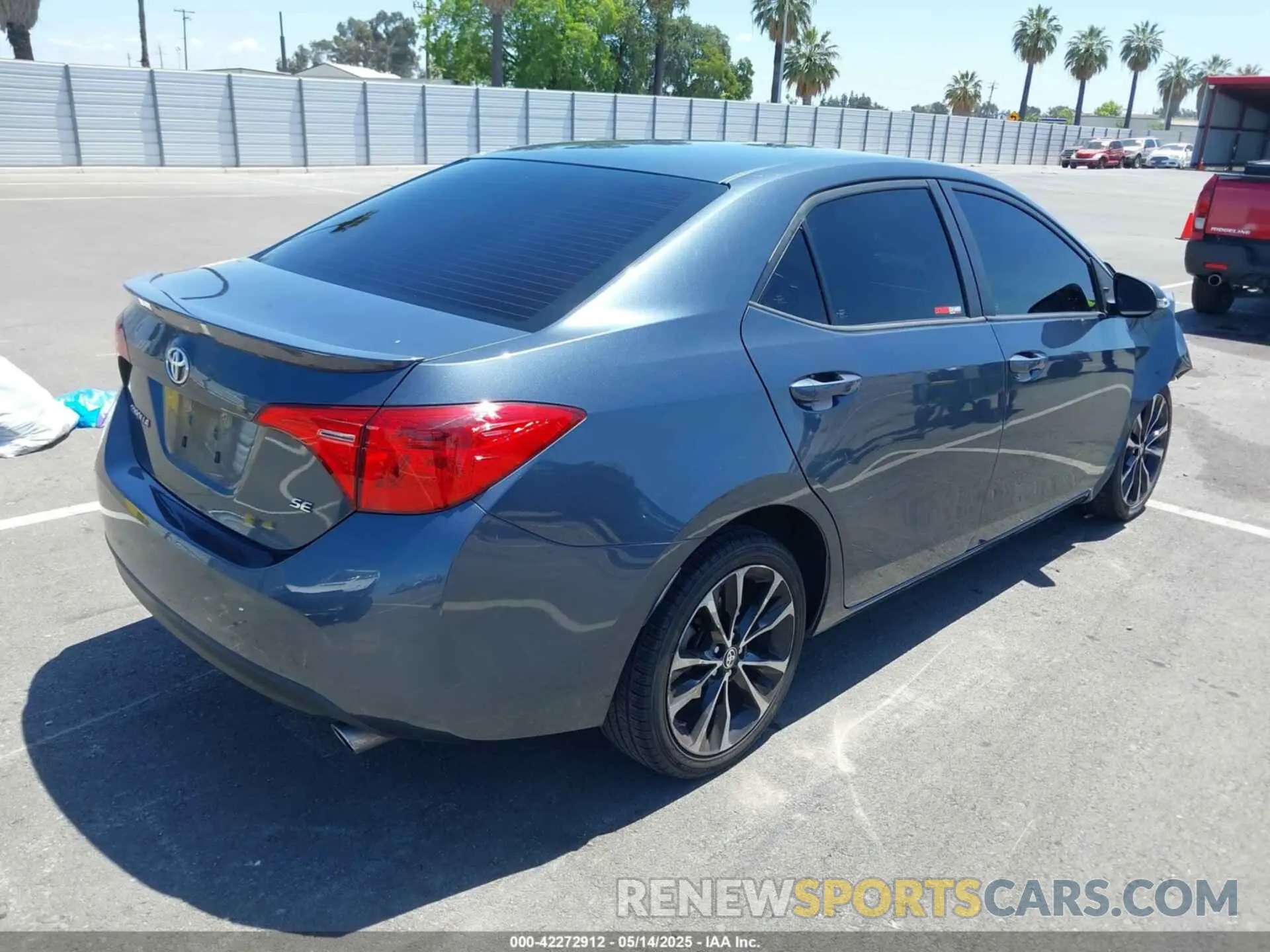4 fotografías del automóvil dañado 2T1BURHE2KC171309 TOYOTA COROLLA 2019