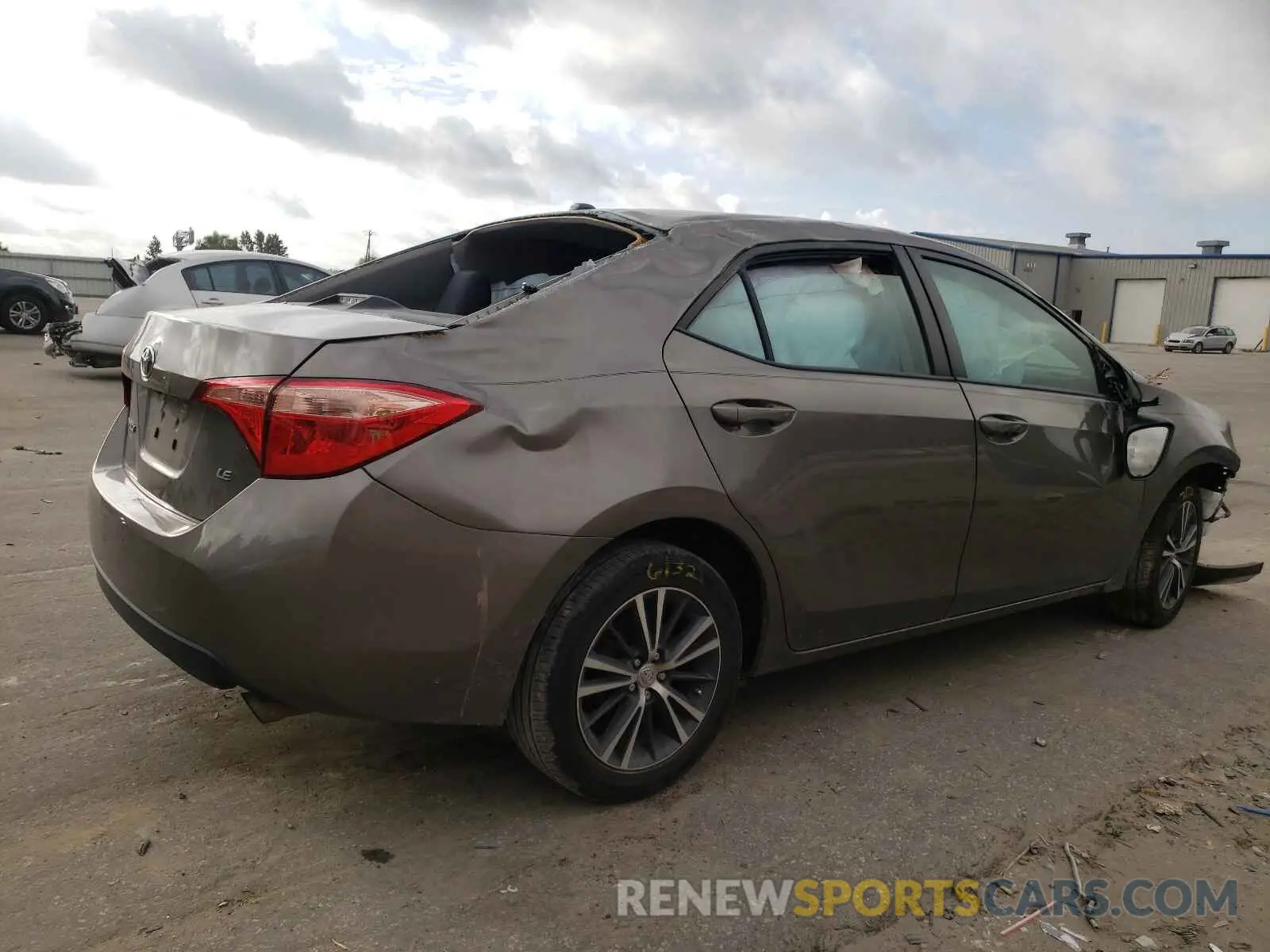 4 fotografías del automóvil dañado 2T1BURHE2KC174064 TOYOTA COROLLA 2019