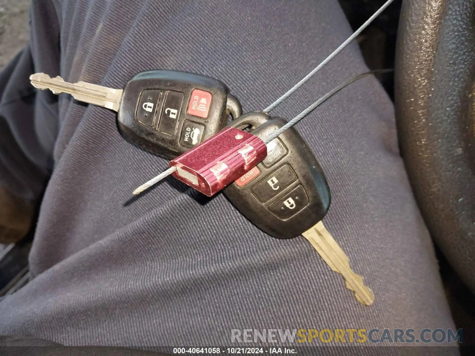 11 fotografías del automóvil dañado 2T1BURHE2KC179751 TOYOTA COROLLA 2019