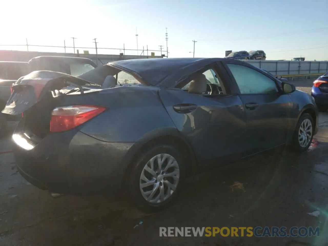 3 fotografías del automóvil dañado 2T1BURHE2KC187476 TOYOTA COROLLA 2019
