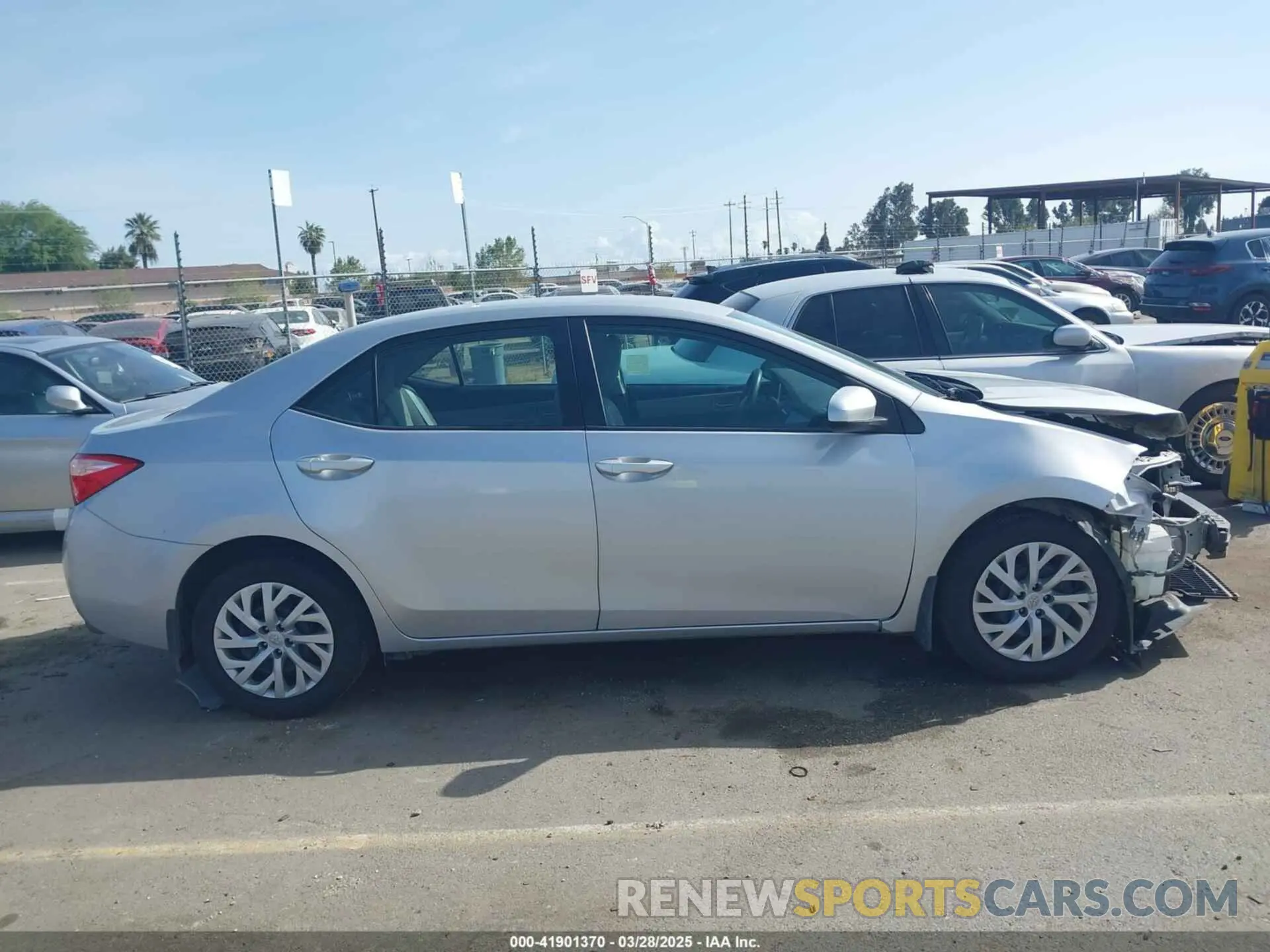 14 fotografías del automóvil dañado 2T1BURHE2KC190975 TOYOTA COROLLA 2019