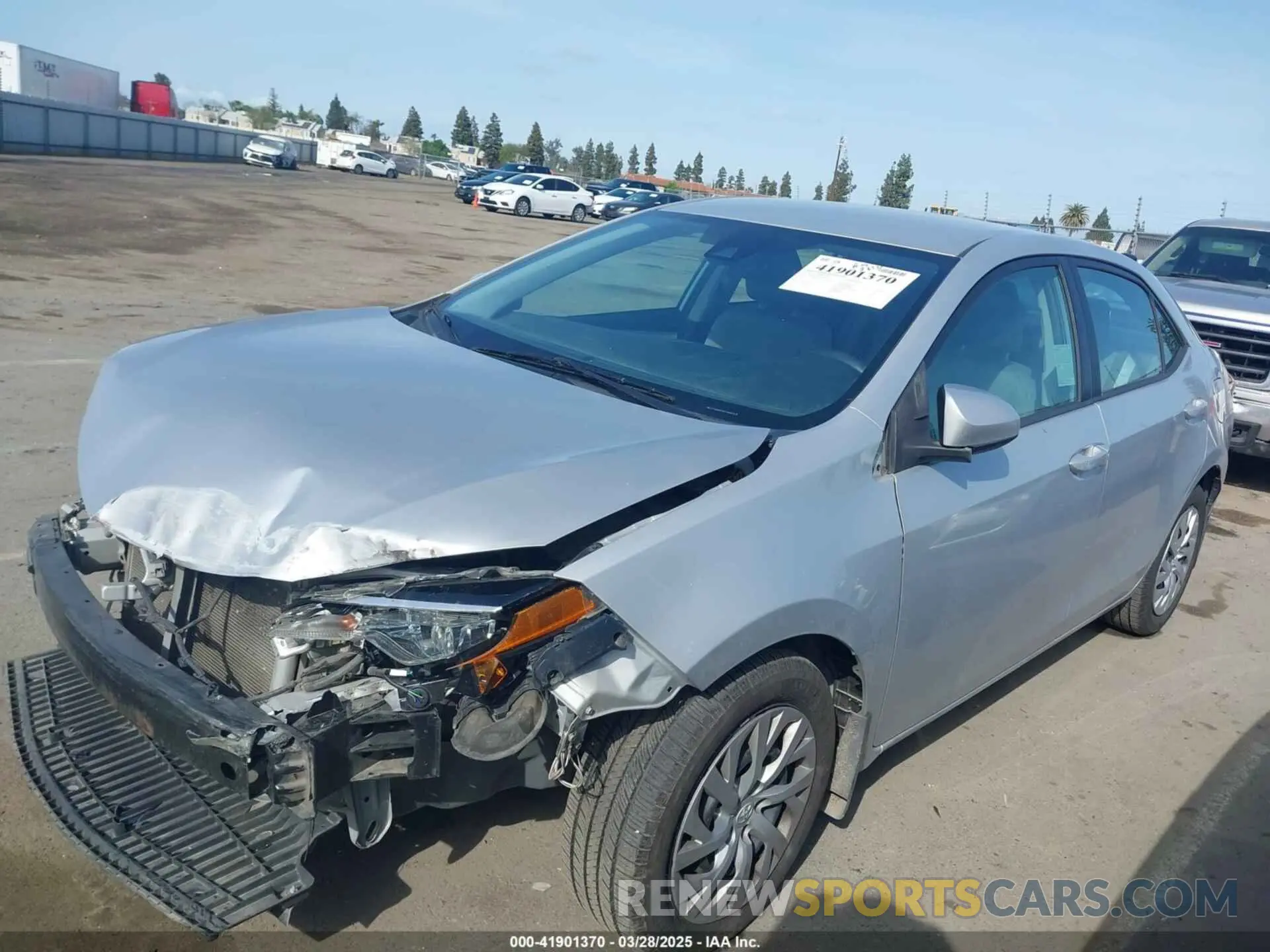 15 fotografías del automóvil dañado 2T1BURHE2KC190975 TOYOTA COROLLA 2019