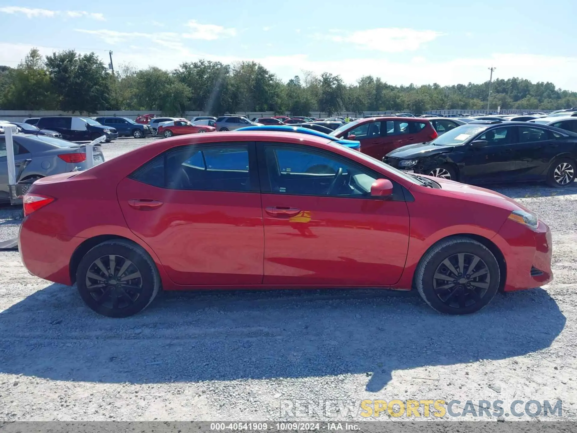 13 fotografías del automóvil dañado 2T1BURHE2KC191026 TOYOTA COROLLA 2019