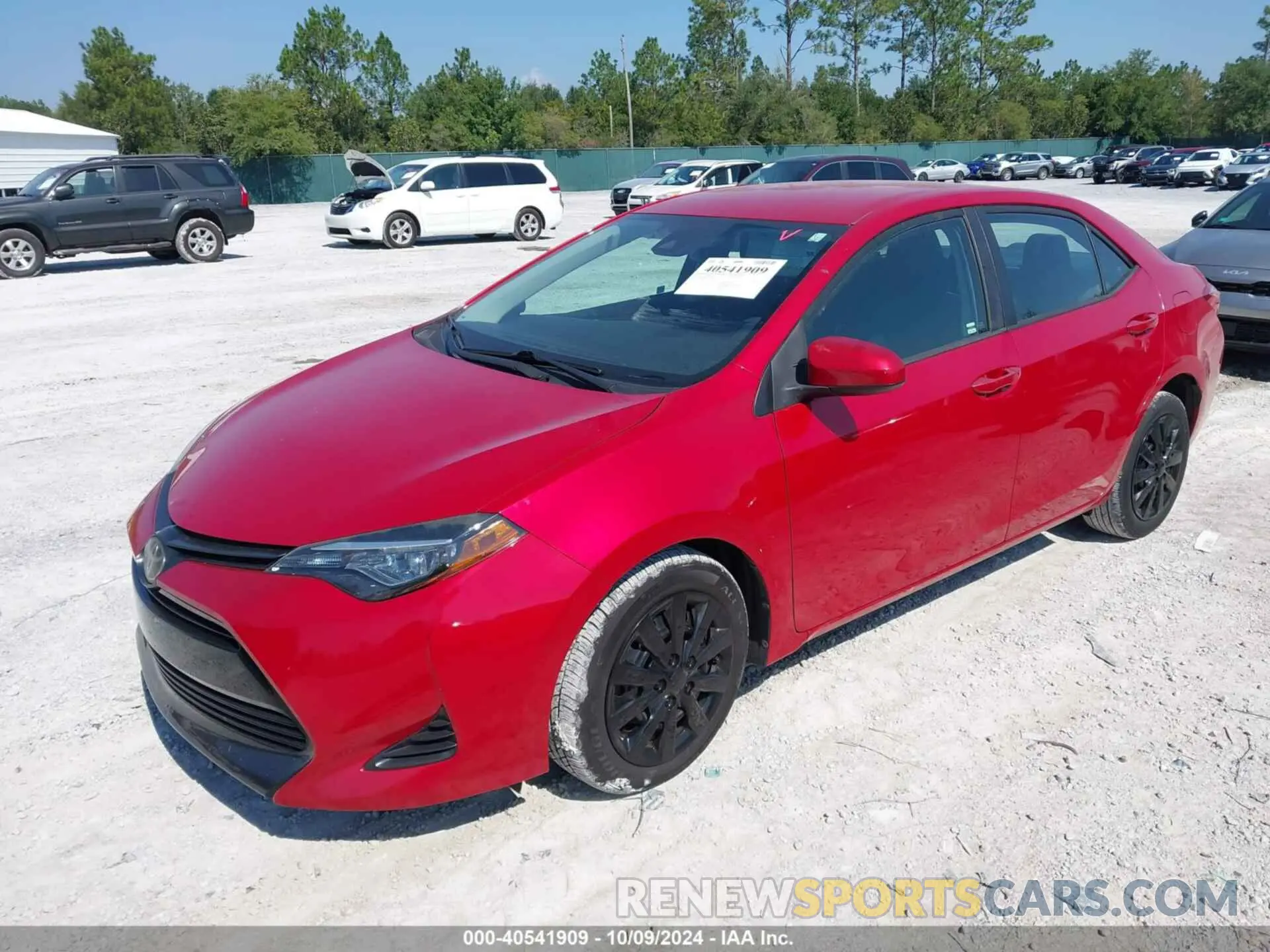 2 fotografías del automóvil dañado 2T1BURHE2KC191026 TOYOTA COROLLA 2019