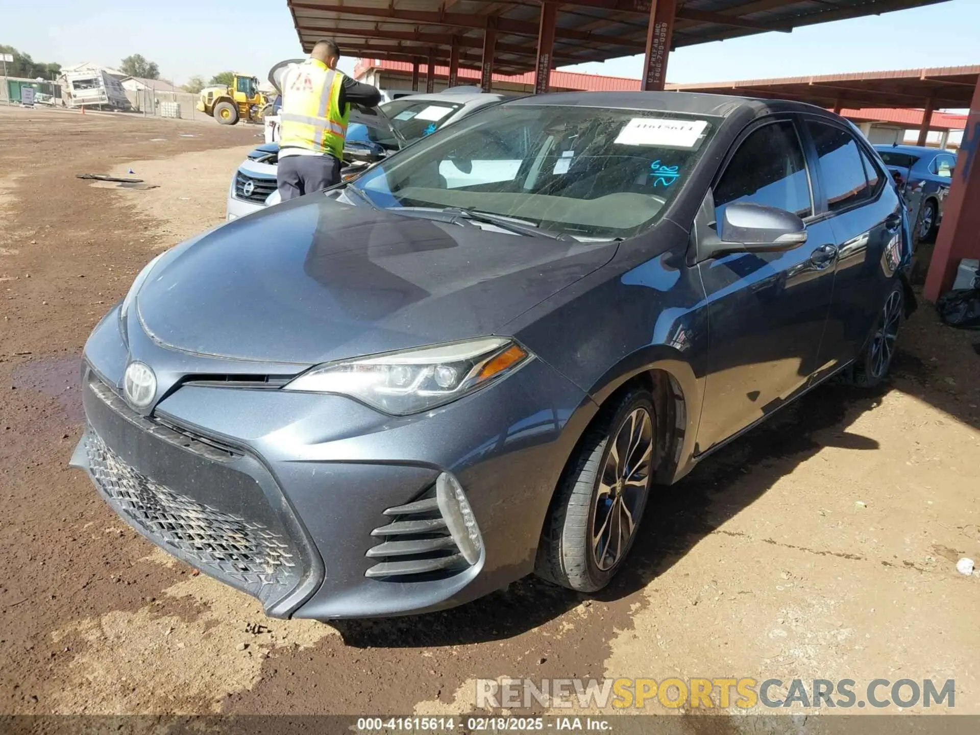 2 fotografías del automóvil dañado 2T1BURHE2KC194248 TOYOTA COROLLA 2019