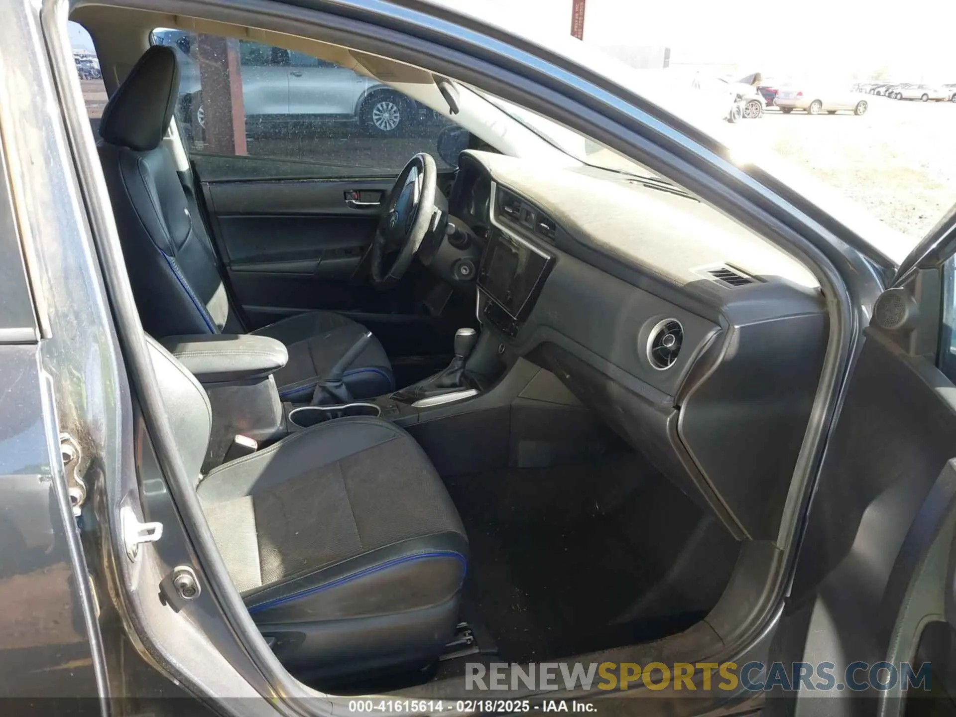 5 fotografías del automóvil dañado 2T1BURHE2KC194248 TOYOTA COROLLA 2019