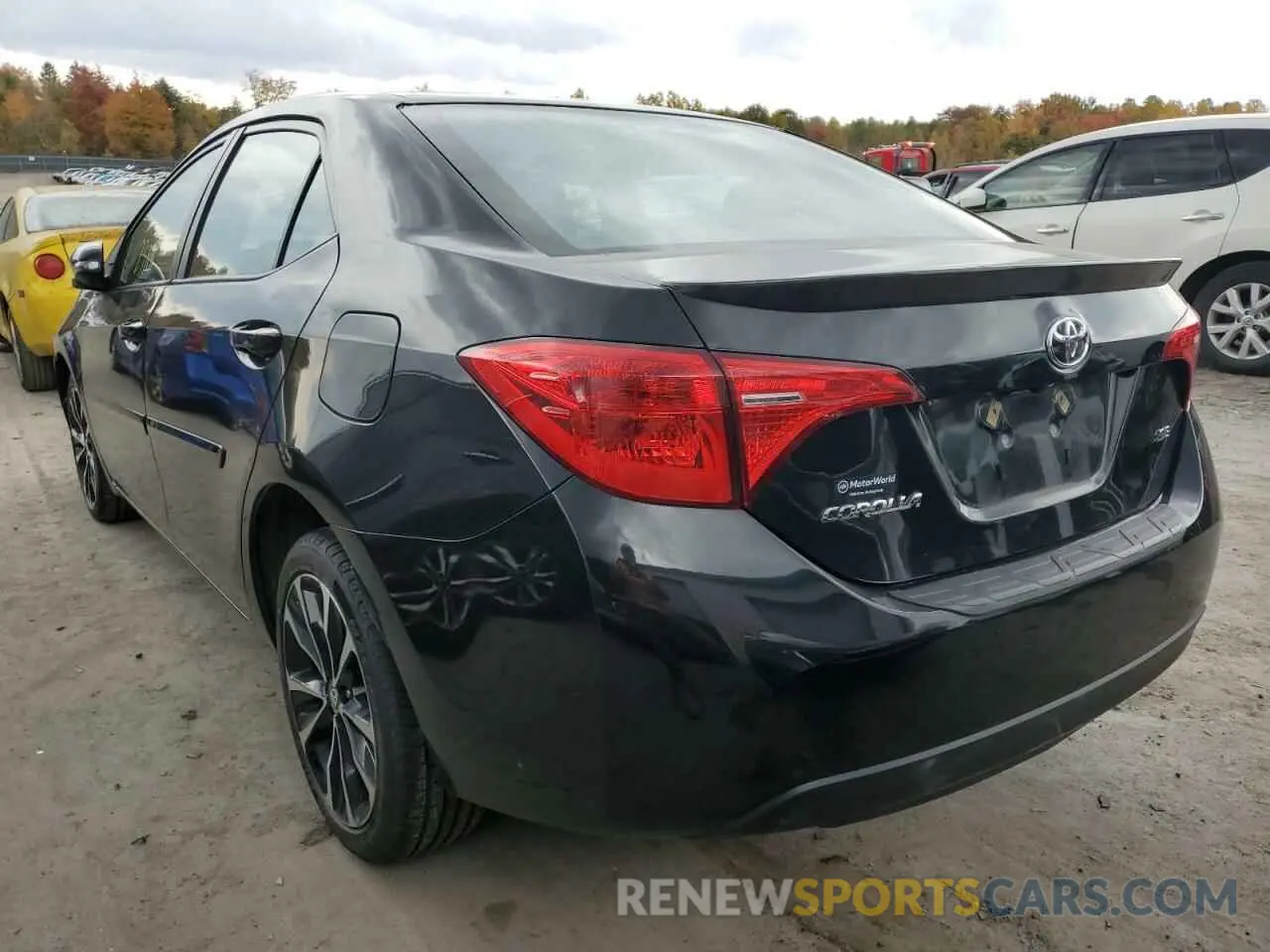 3 fotografías del automóvil dañado 2T1BURHE2KC196016 TOYOTA COROLLA 2019