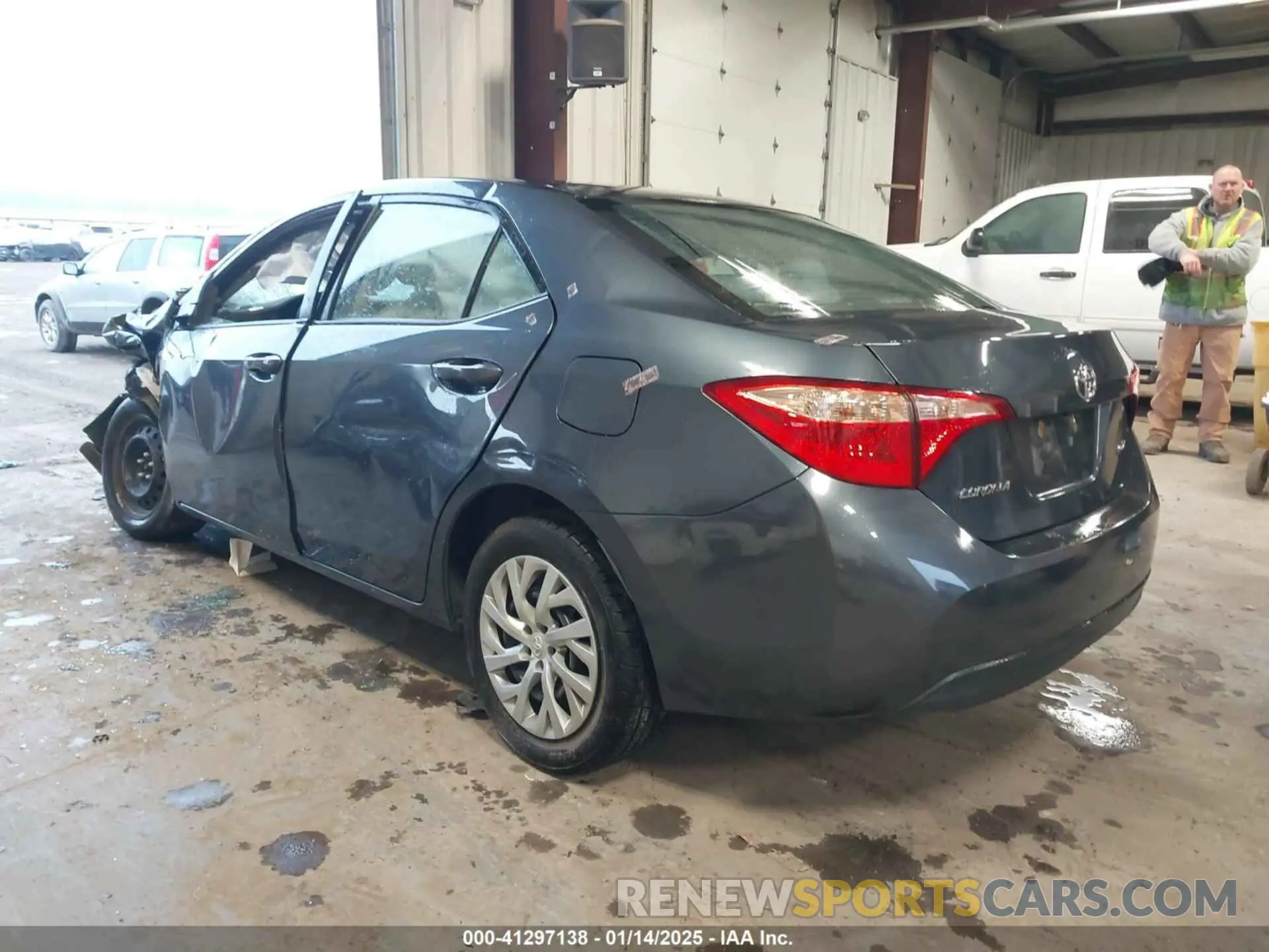 3 fotografías del automóvil dañado 2T1BURHE2KC199384 TOYOTA COROLLA 2019