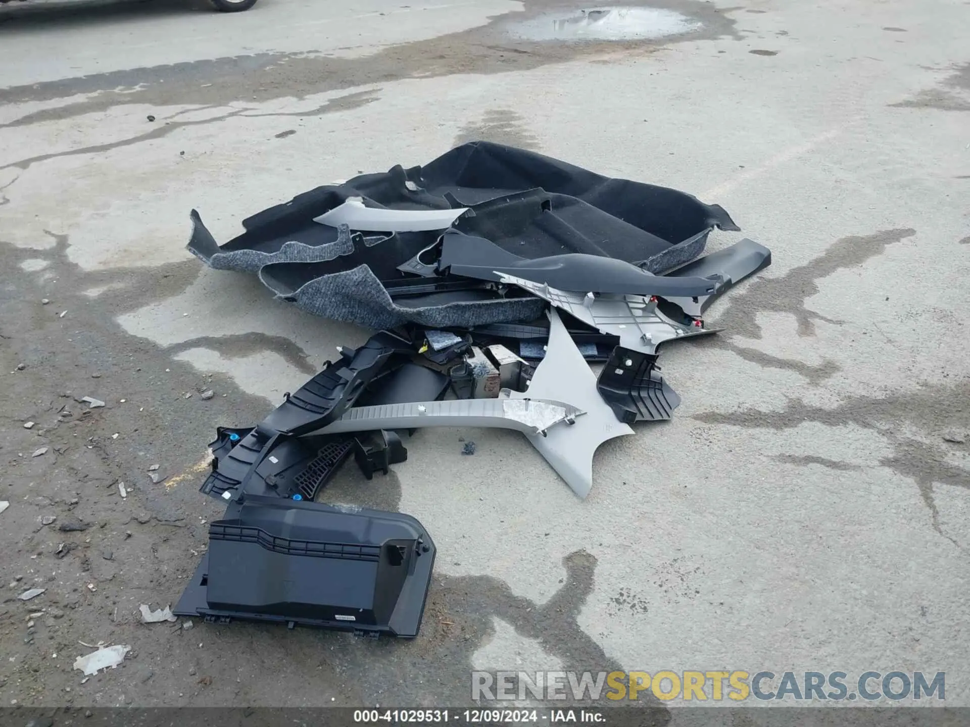 10 fotografías del automóvil dañado 2T1BURHE2KC199921 TOYOTA COROLLA 2019