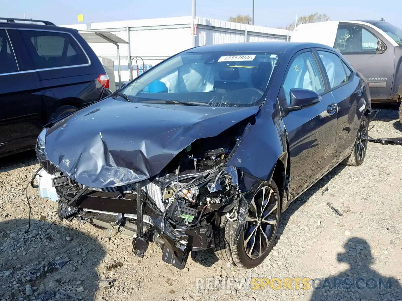 2 fotografías del automóvil dañado 2T1BURHE2KC201196 TOYOTA COROLLA 2019