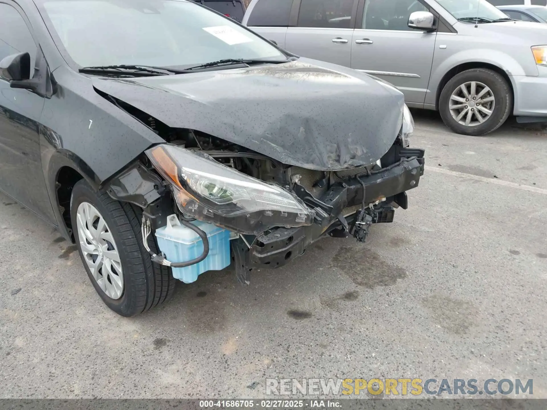 17 fotografías del automóvil dañado 2T1BURHE2KC202655 TOYOTA COROLLA 2019