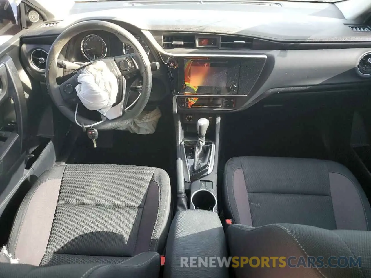 8 fotografías del automóvil dañado 2T1BURHE2KC202848 TOYOTA COROLLA 2019