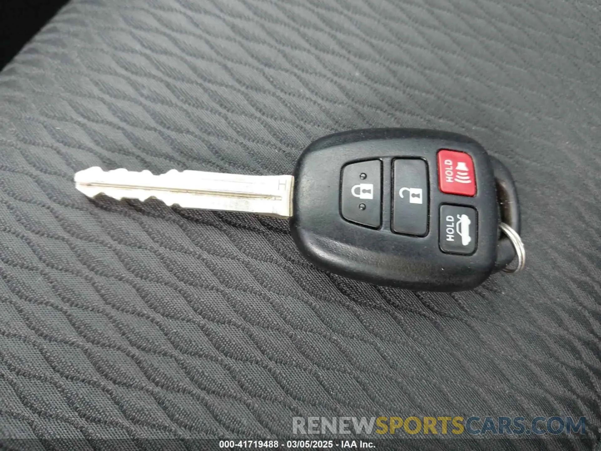 11 fotografías del automóvil dañado 2T1BURHE2KC202994 TOYOTA COROLLA 2019
