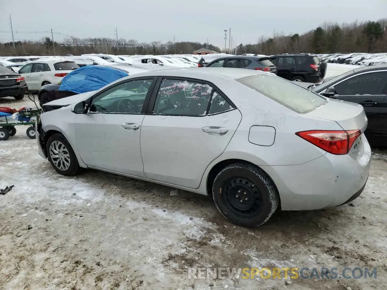 2 fotografías del automóvil dañado 2T1BURHE2KC211081 TOYOTA COROLLA 2019