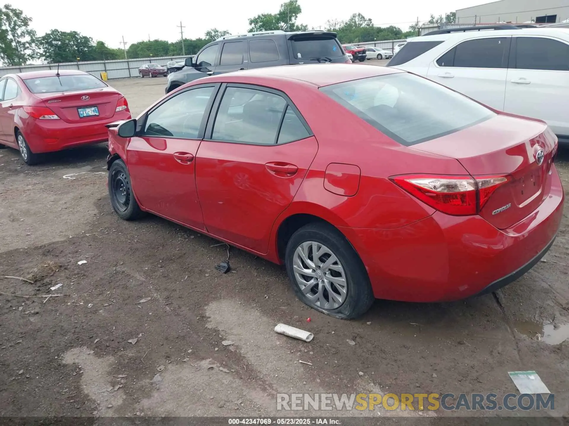 3 fotografías del automóvil dañado 2T1BURHE2KC236174 TOYOTA COROLLA 2019