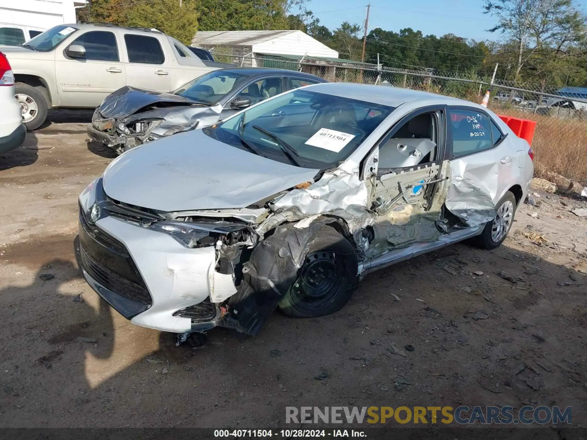 2 fotografías del automóvil dañado 2T1BURHE3KC136228 TOYOTA COROLLA 2019