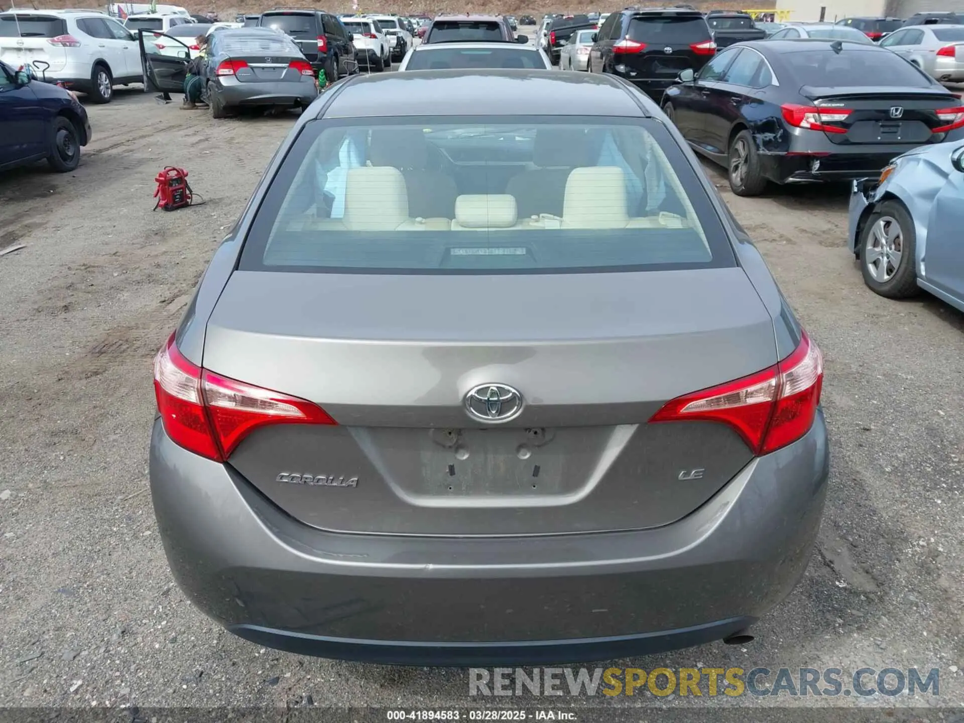 16 fotografías del automóvil dañado 2T1BURHE3KC136925 TOYOTA COROLLA 2019
