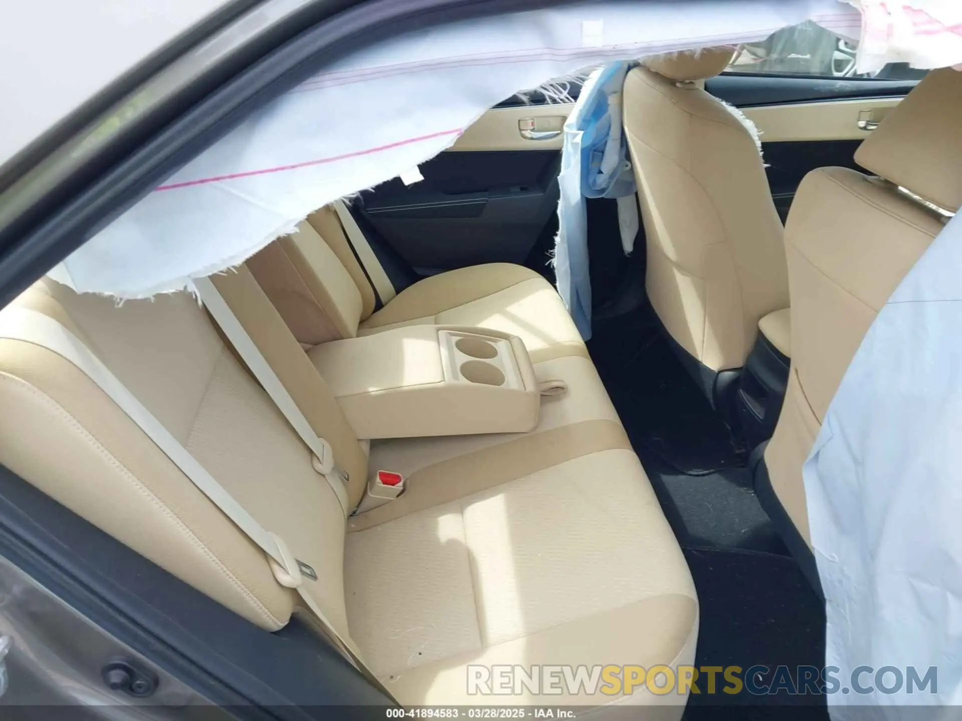 8 fotografías del automóvil dañado 2T1BURHE3KC136925 TOYOTA COROLLA 2019