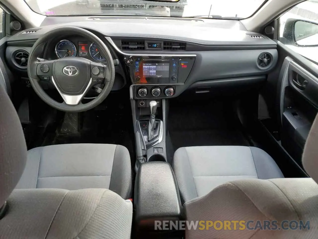 8 fotografías del automóvil dañado 2T1BURHE3KC137623 TOYOTA COROLLA 2019