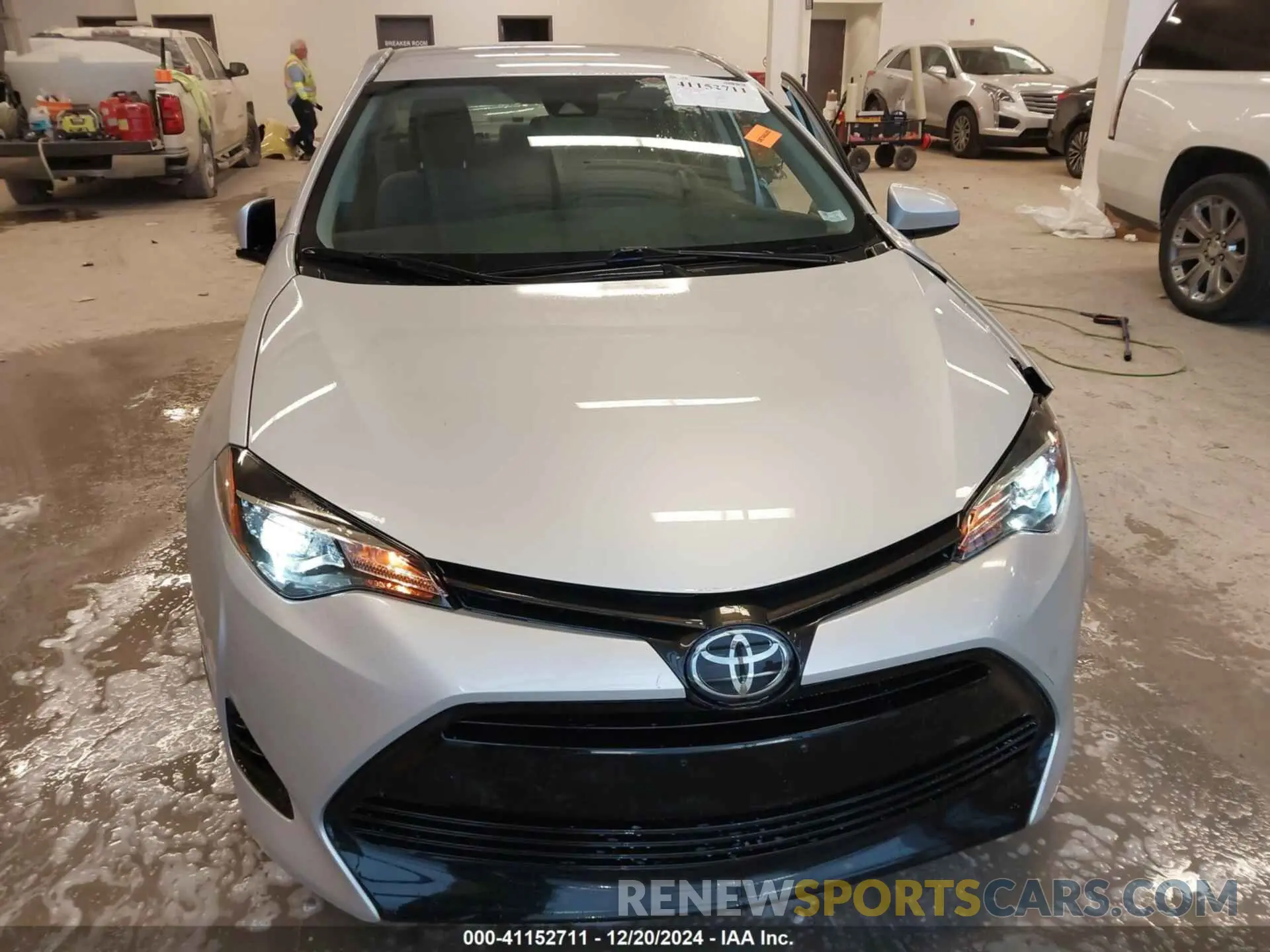 12 fotografías del automóvil dañado 2T1BURHE3KC142675 TOYOTA COROLLA 2019