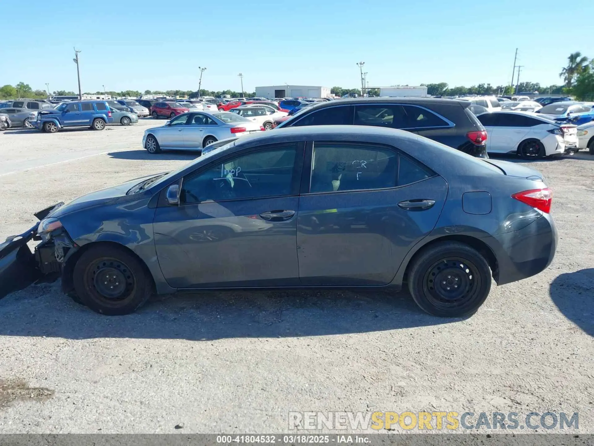 14 fotografías del automóvil dañado 2T1BURHE3KC152591 TOYOTA COROLLA 2019