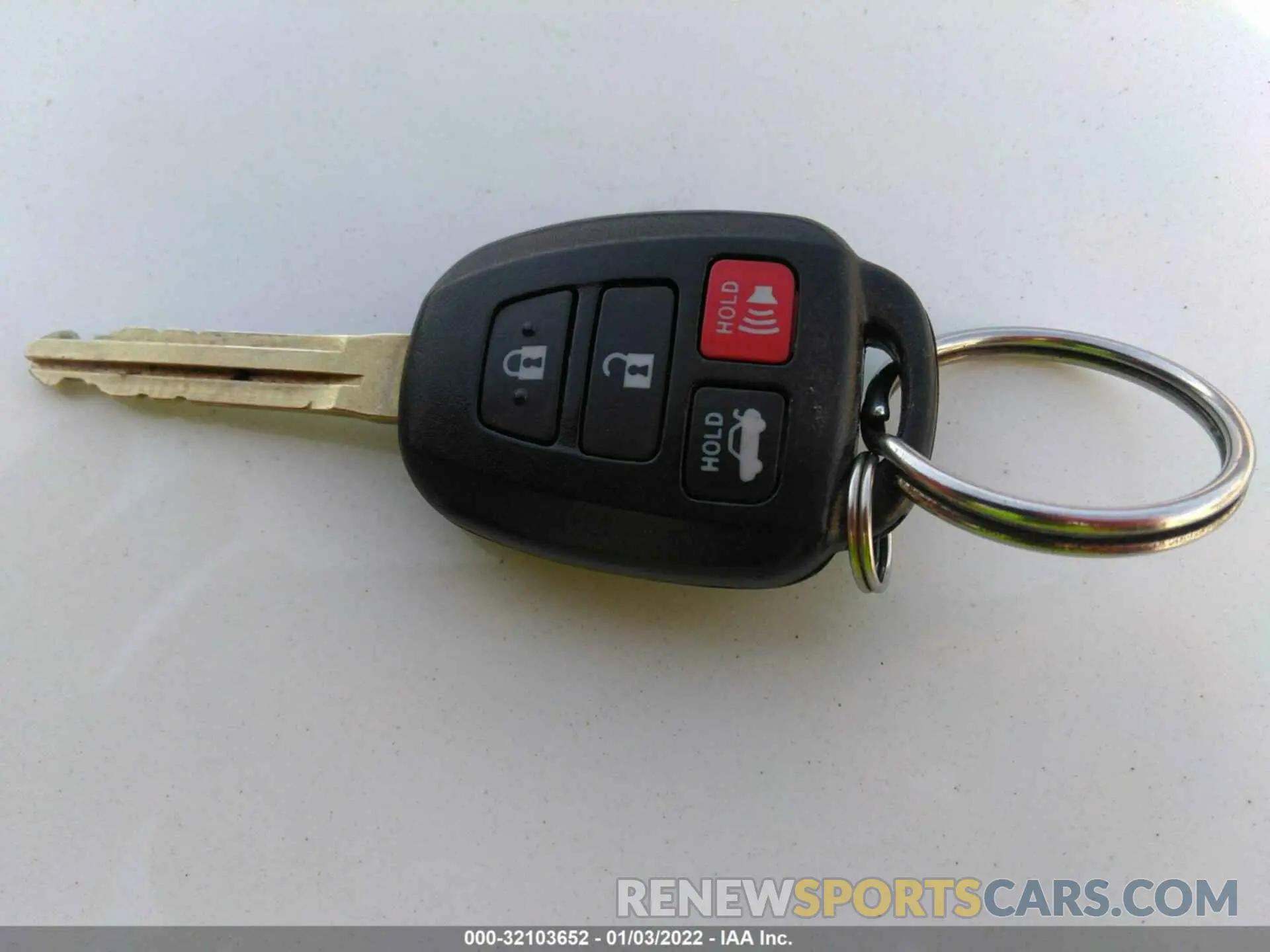 11 fotografías del automóvil dañado 2T1BURHE3KC156933 TOYOTA COROLLA 2019
