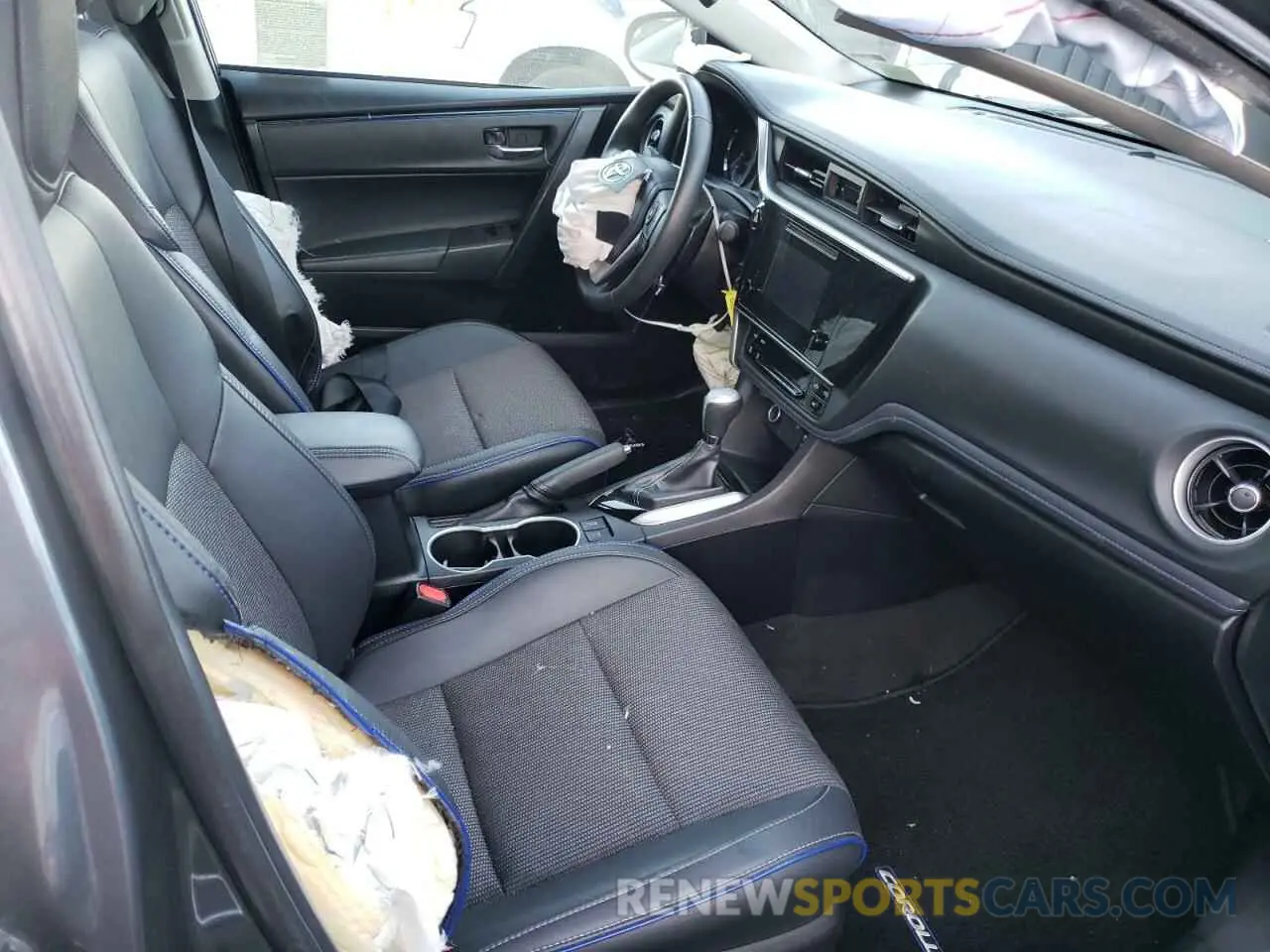 5 fotografías del automóvil dañado 2T1BURHE3KC162375 TOYOTA COROLLA 2019