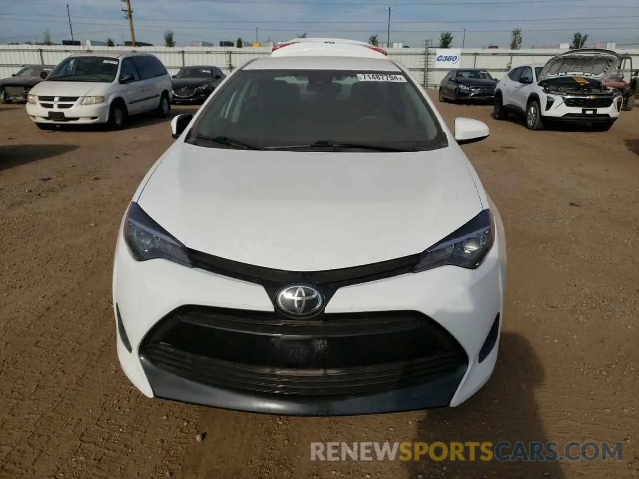 5 fotografías del automóvil dañado 2T1BURHE3KC166989 TOYOTA COROLLA 2019