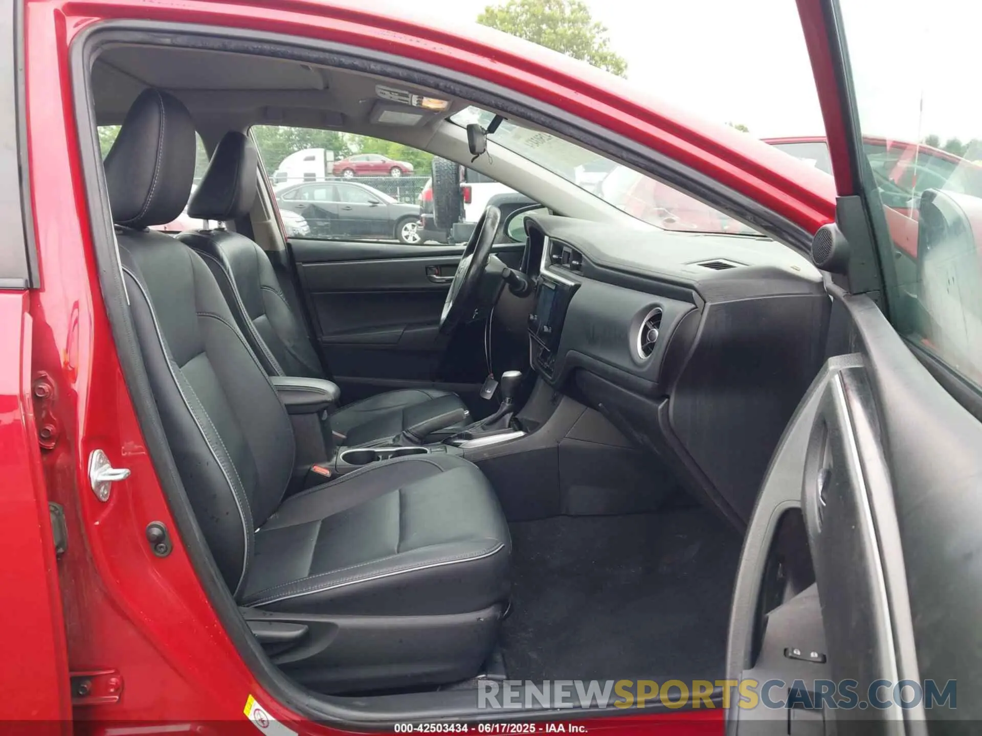 5 fotografías del automóvil dañado 2T1BURHE3KC170315 TOYOTA COROLLA 2019