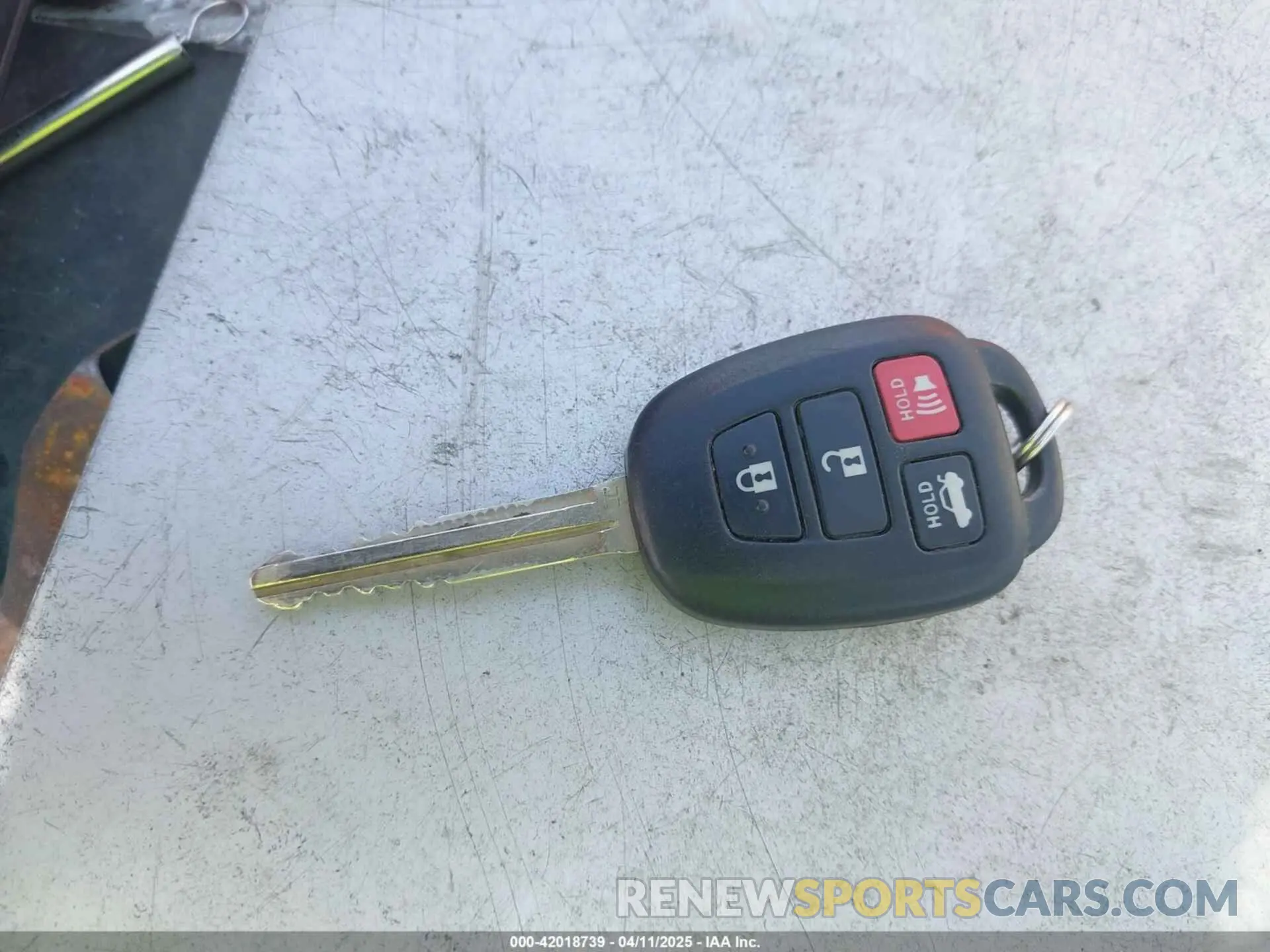 11 fotografías del automóvil dañado 2T1BURHE3KC176048 TOYOTA COROLLA 2019
