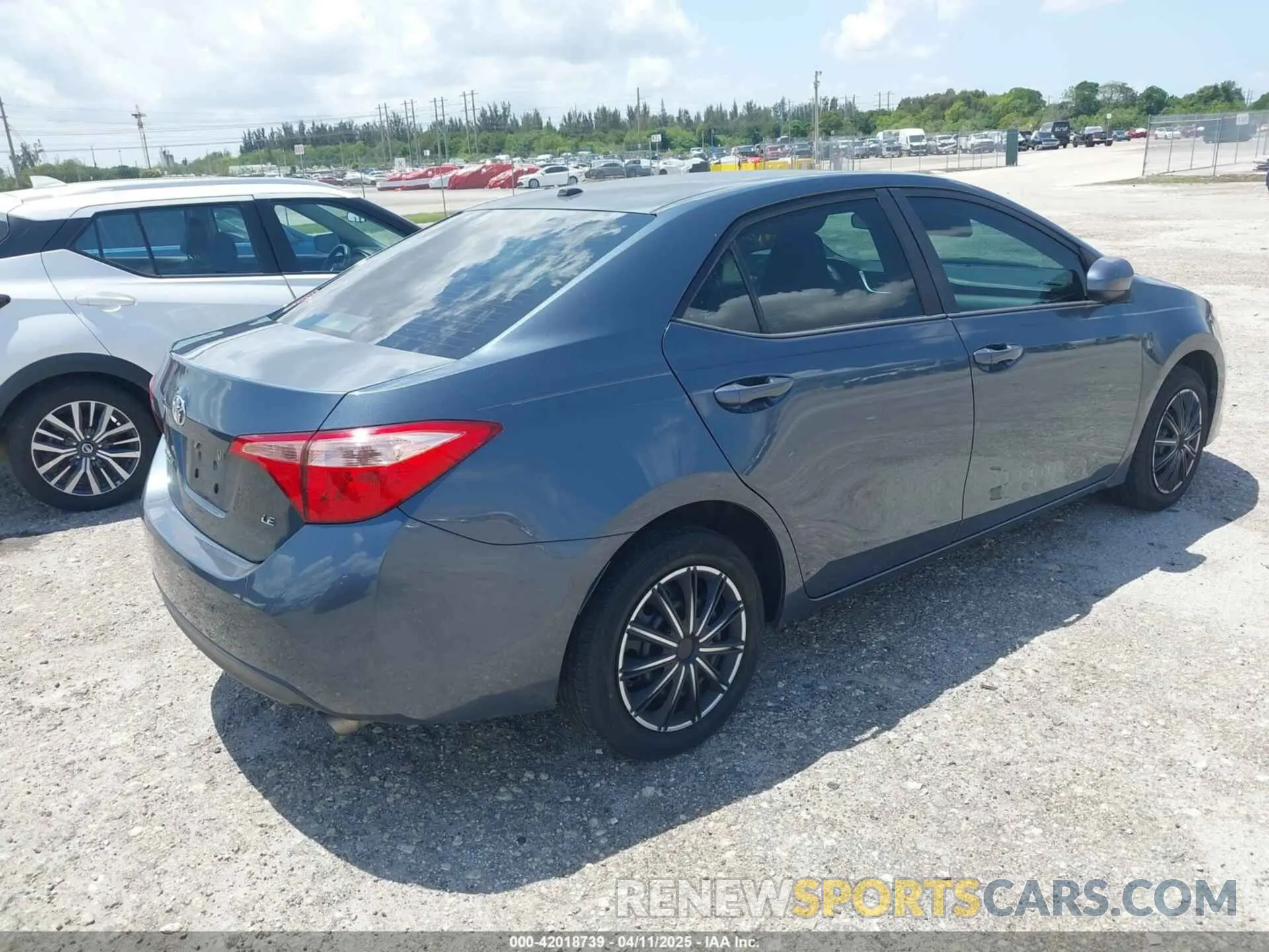 4 fotografías del automóvil dañado 2T1BURHE3KC176048 TOYOTA COROLLA 2019