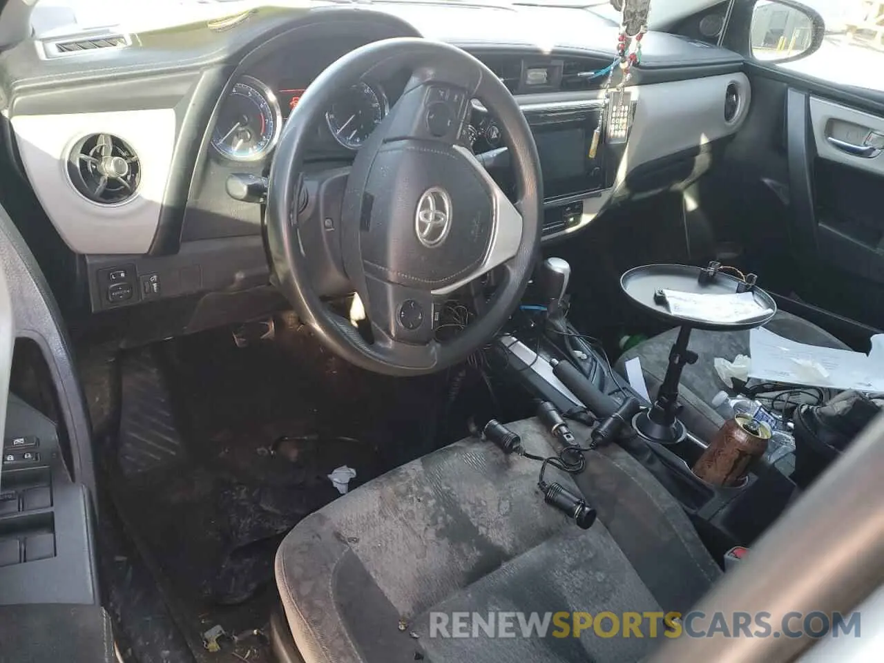 8 fotografías del automóvil dañado 2T1BURHE3KC209825 TOYOTA COROLLA 2019