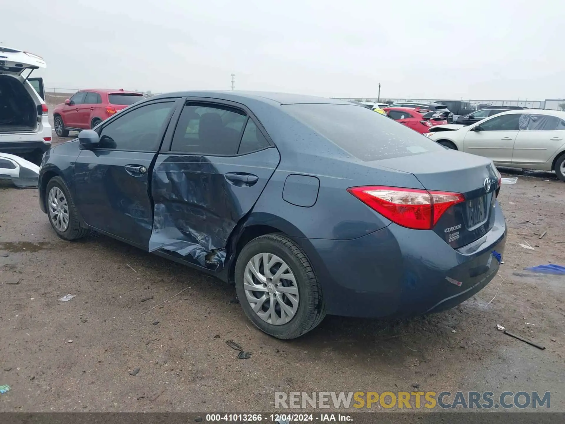 3 fotografías del automóvil dañado 2T1BURHE3KC219402 TOYOTA COROLLA 2019