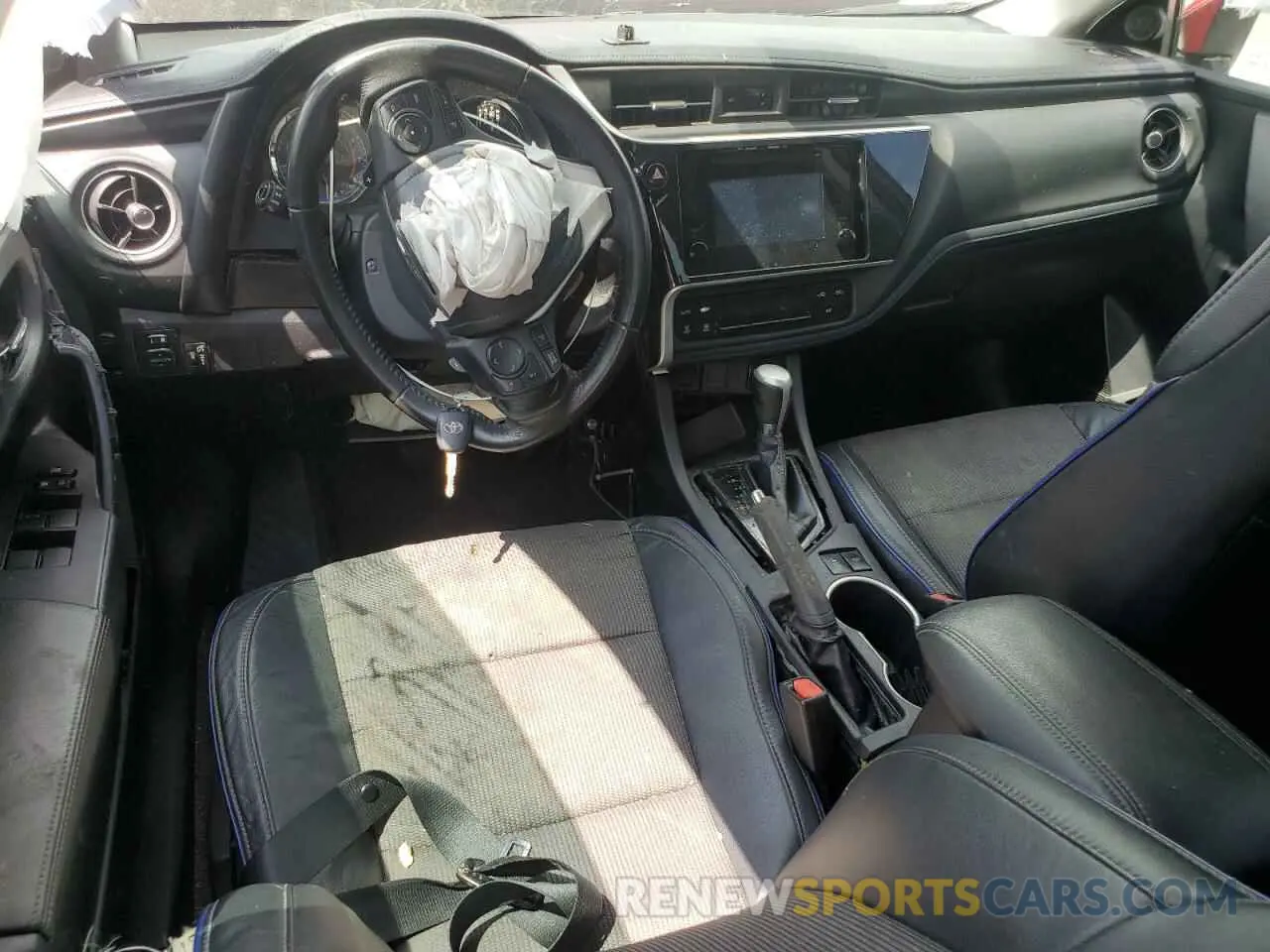 8 fotografías del automóvil dañado 2T1BURHE3KC221179 TOYOTA COROLLA 2019
