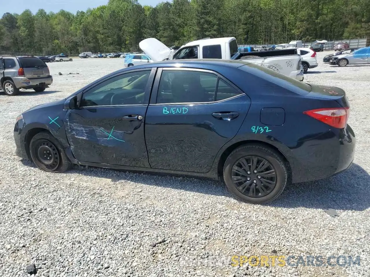 2 fotografías del automóvil dañado 2T1BURHE3KC225605 TOYOTA COROLLA 2019