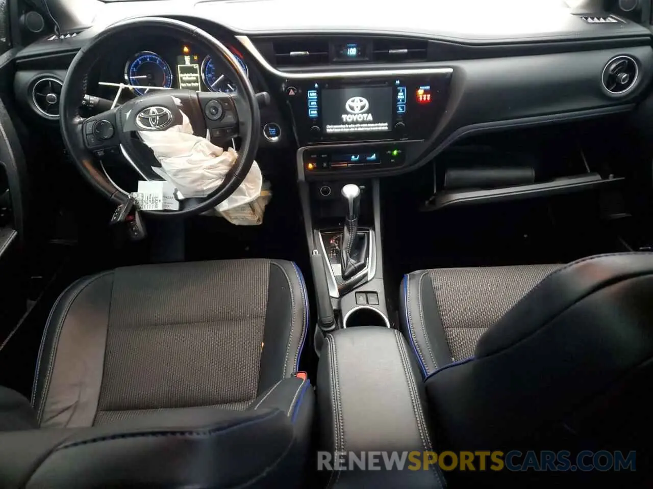 8 fotografías del automóvil dañado 2T1BURHE3KC239617 TOYOTA COROLLA 2019