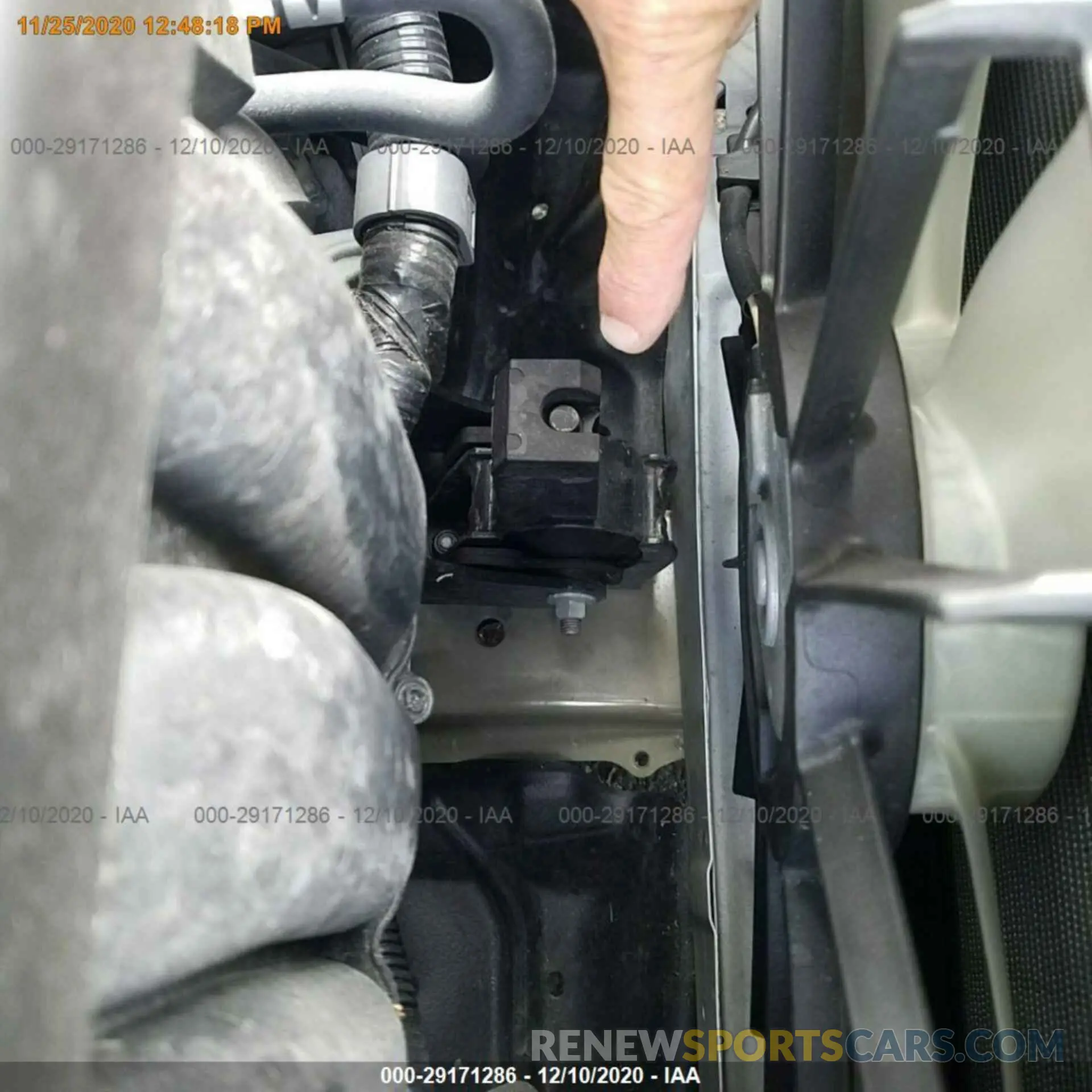 17 fotografías del automóvil dañado 2T1BURHE3KC241612 TOYOTA COROLLA 2019