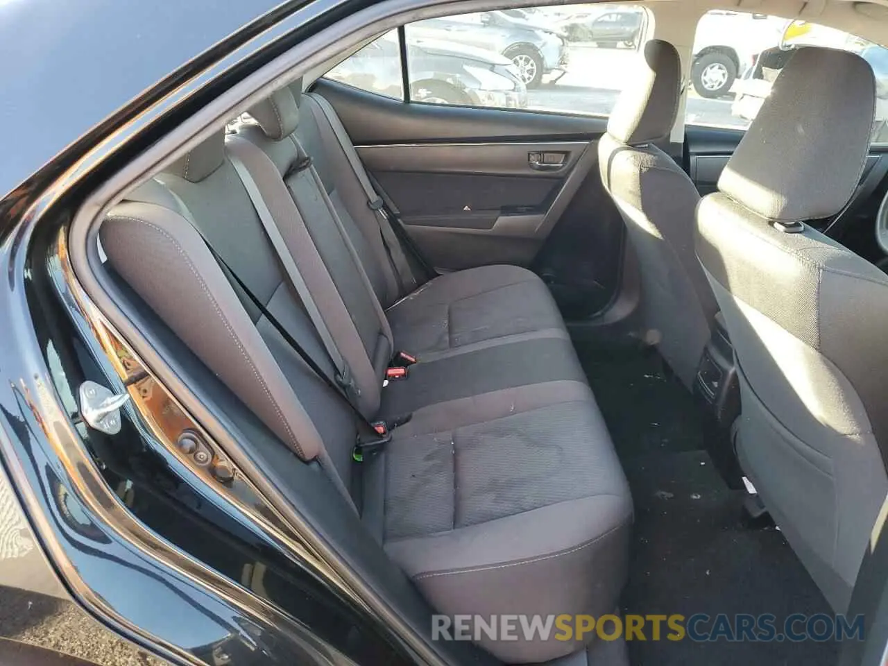 10 fotografías del automóvil dañado 2T1BURHE4KC138554 TOYOTA COROLLA 2019