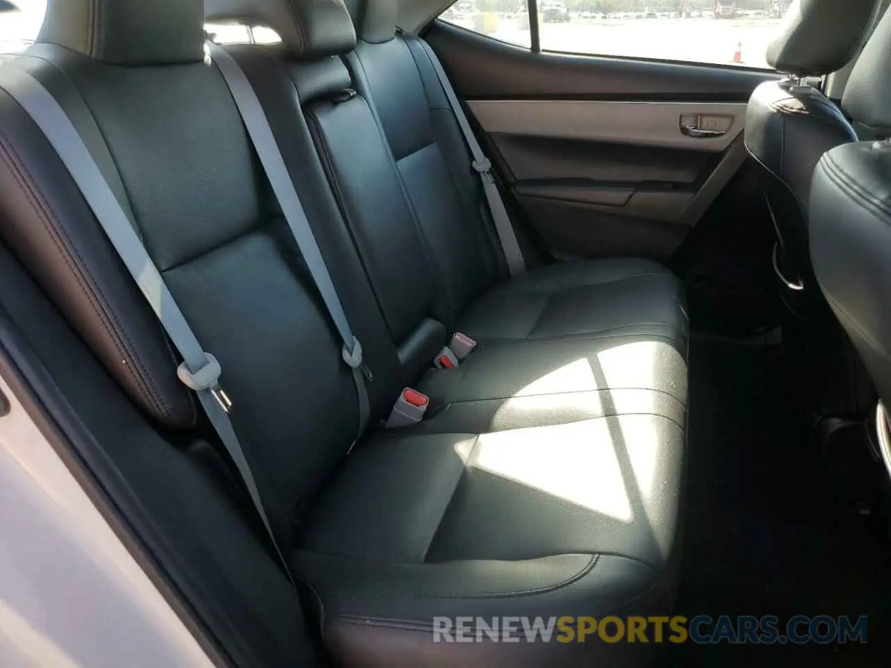 10 fotografías del automóvil dañado 2T1BURHE4KC152390 TOYOTA COROLLA 2019