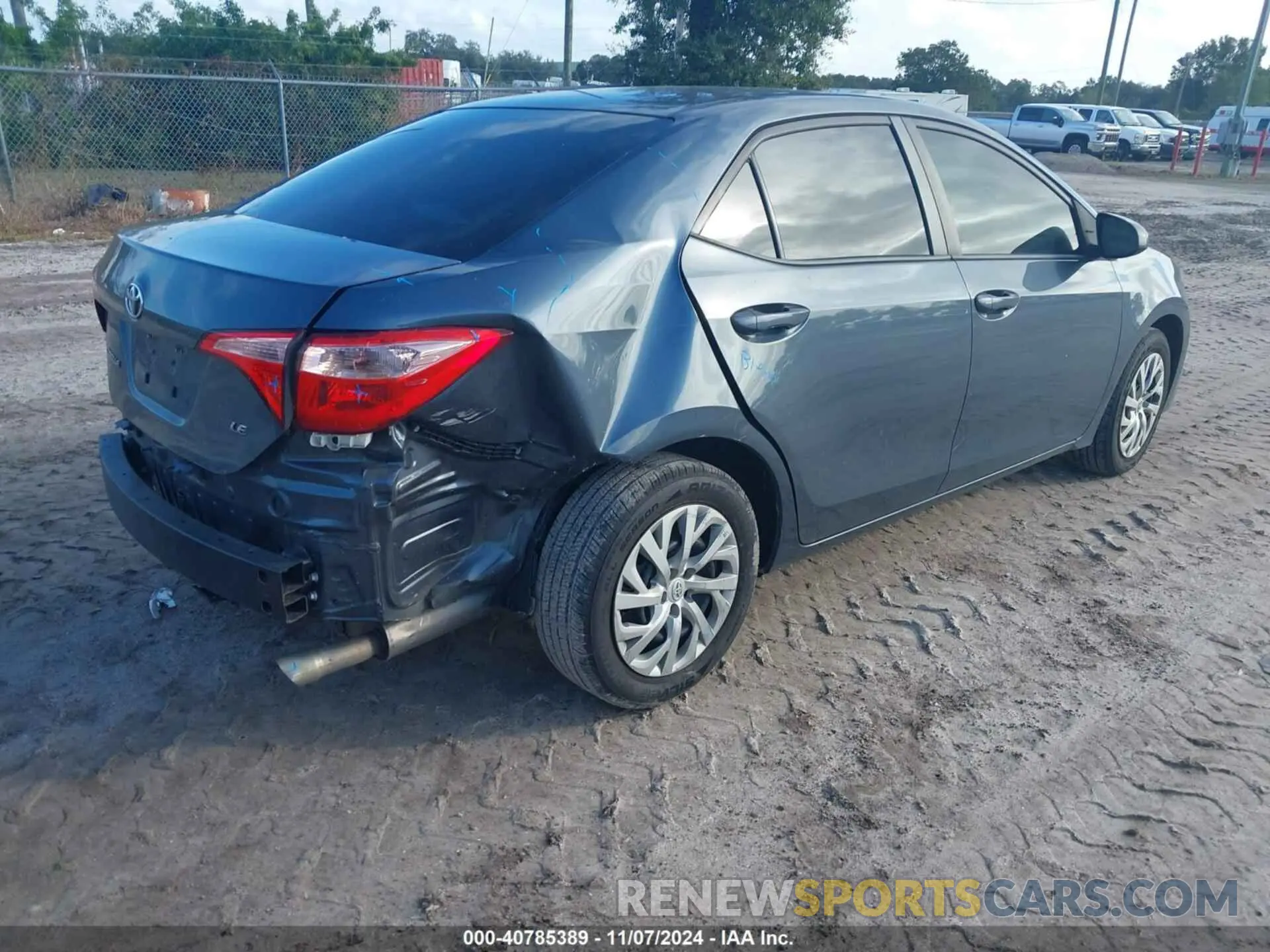 4 fotografías del automóvil dañado 2T1BURHE4KC155922 TOYOTA COROLLA 2019