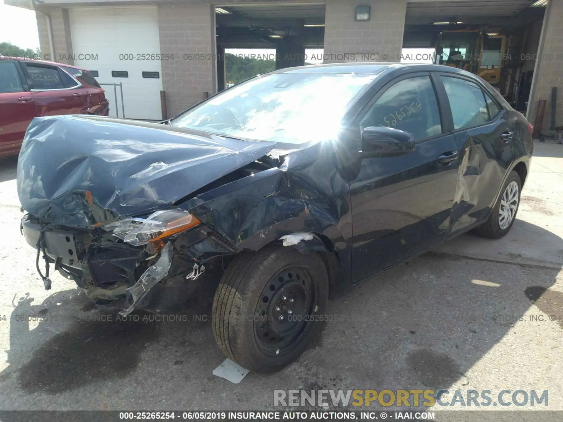 2 fotografías del automóvil dañado 2T1BURHE4KC157041 TOYOTA COROLLA 2019
