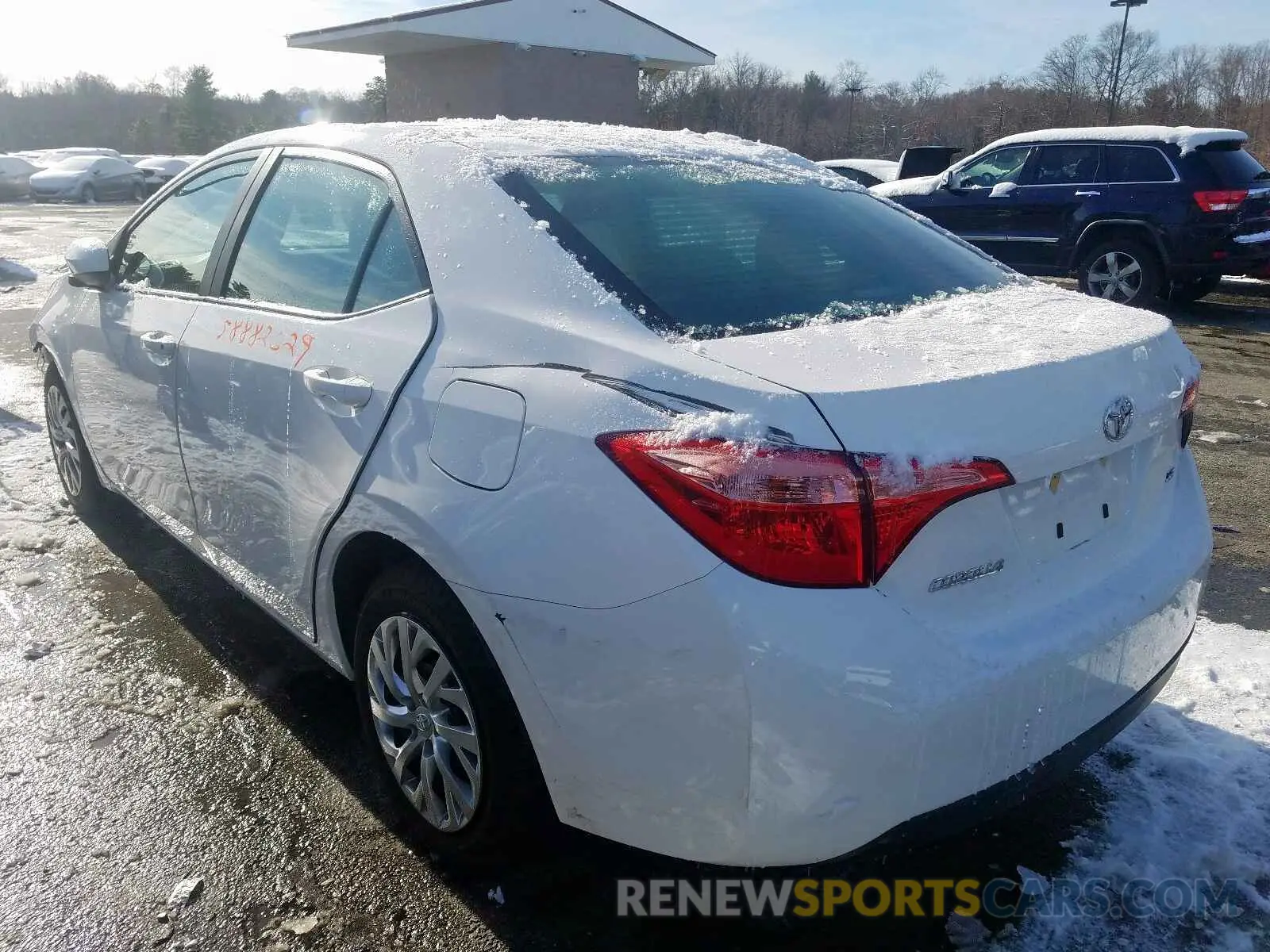 3 fotografías del automóvil dañado 2T1BURHE4KC169593 TOYOTA COROLLA 2019
