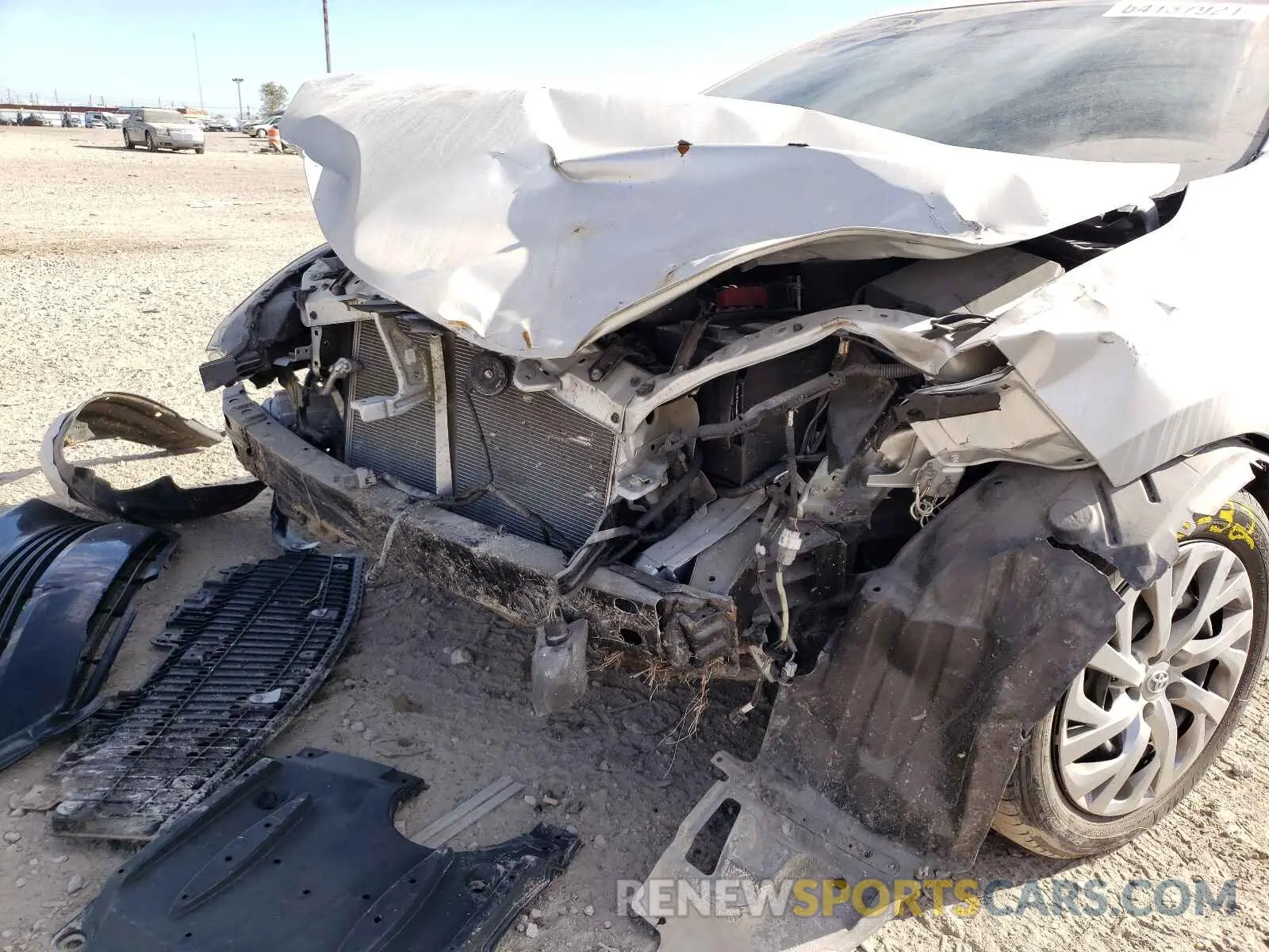 9 fotografías del automóvil dañado 2T1BURHE4KC171568 TOYOTA COROLLA 2019