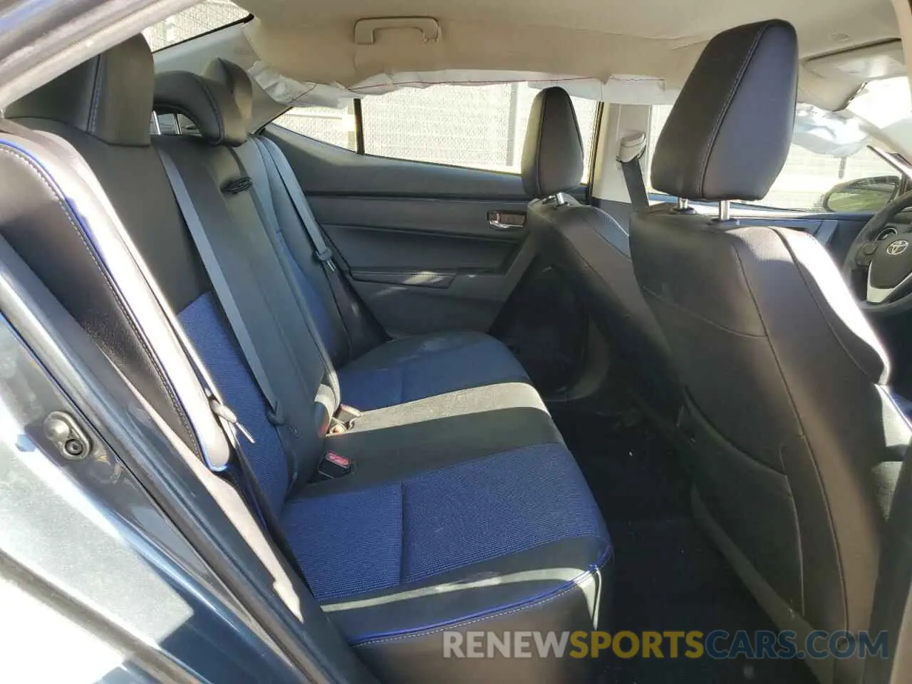 10 fotografías del automóvil dañado 2T1BURHE4KC173174 TOYOTA COROLLA 2019