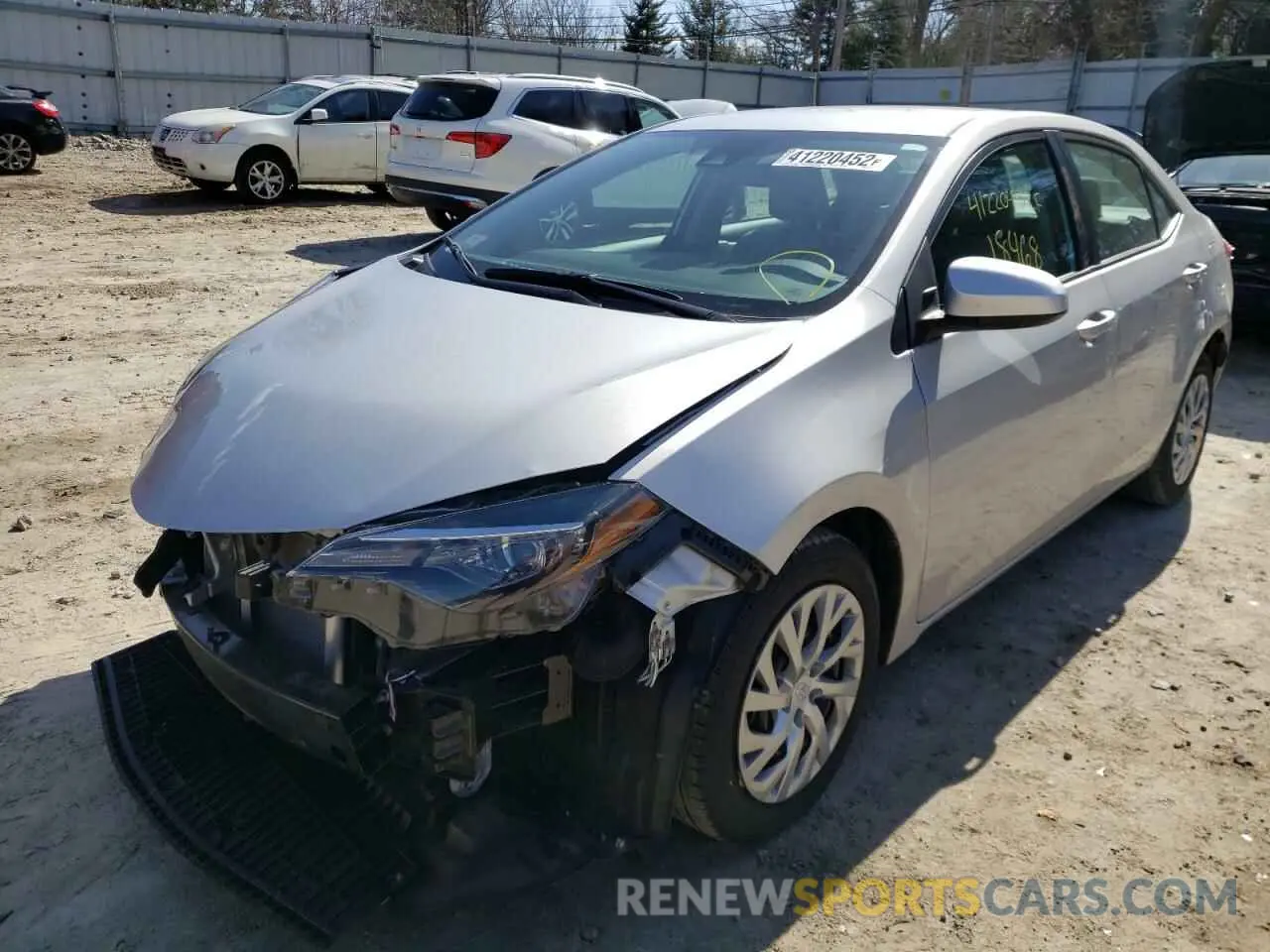 2 fotografías del automóvil dañado 2T1BURHE4KC174731 TOYOTA COROLLA 2019