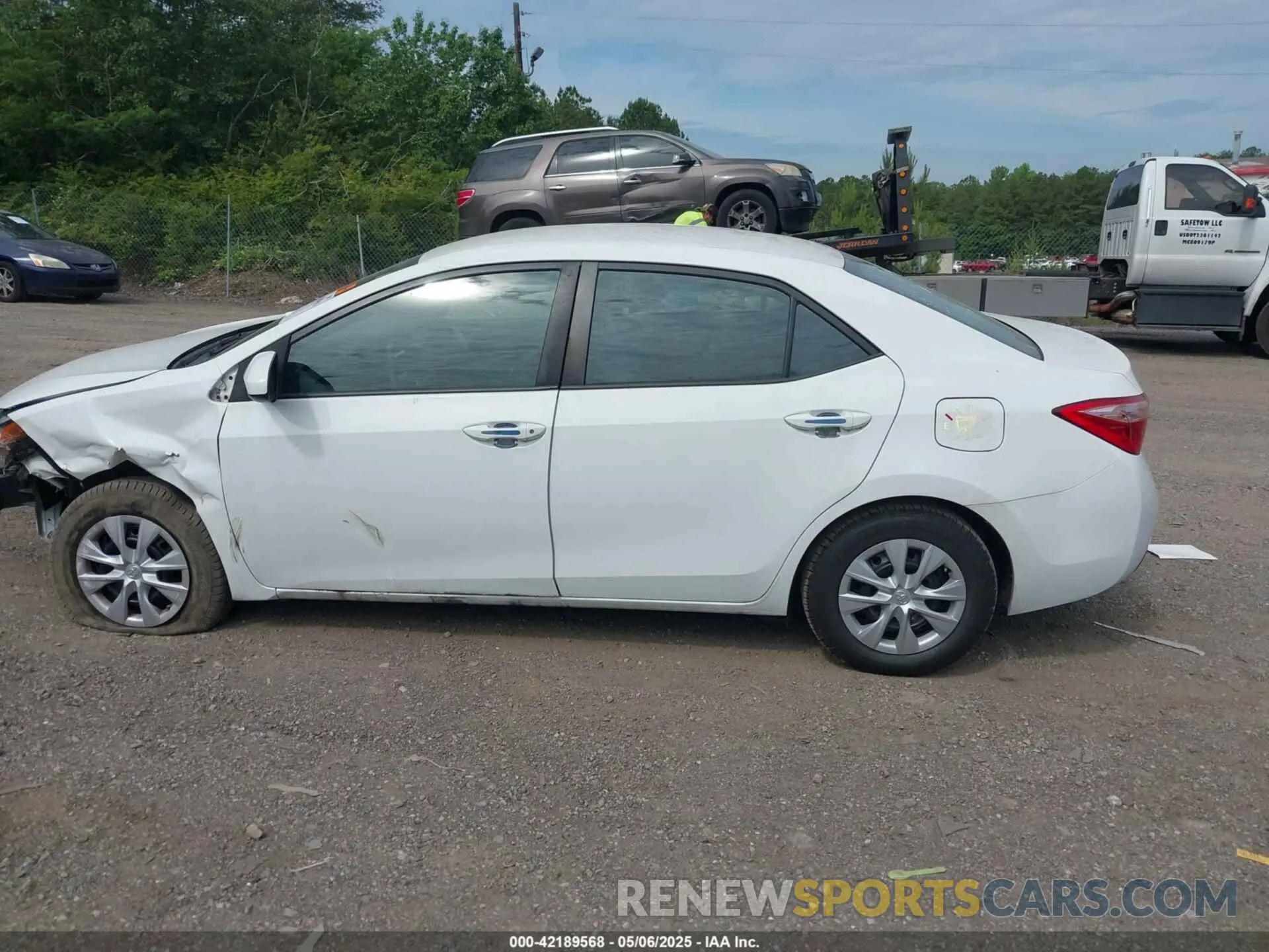 14 fotografías del automóvil dañado 2T1BURHE4KC176589 TOYOTA COROLLA 2019