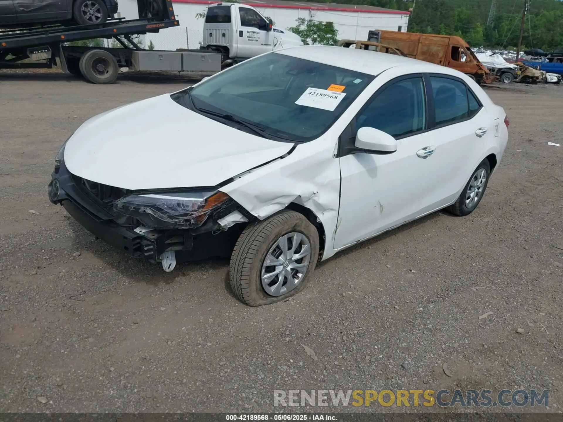 2 fotografías del automóvil dañado 2T1BURHE4KC176589 TOYOTA COROLLA 2019